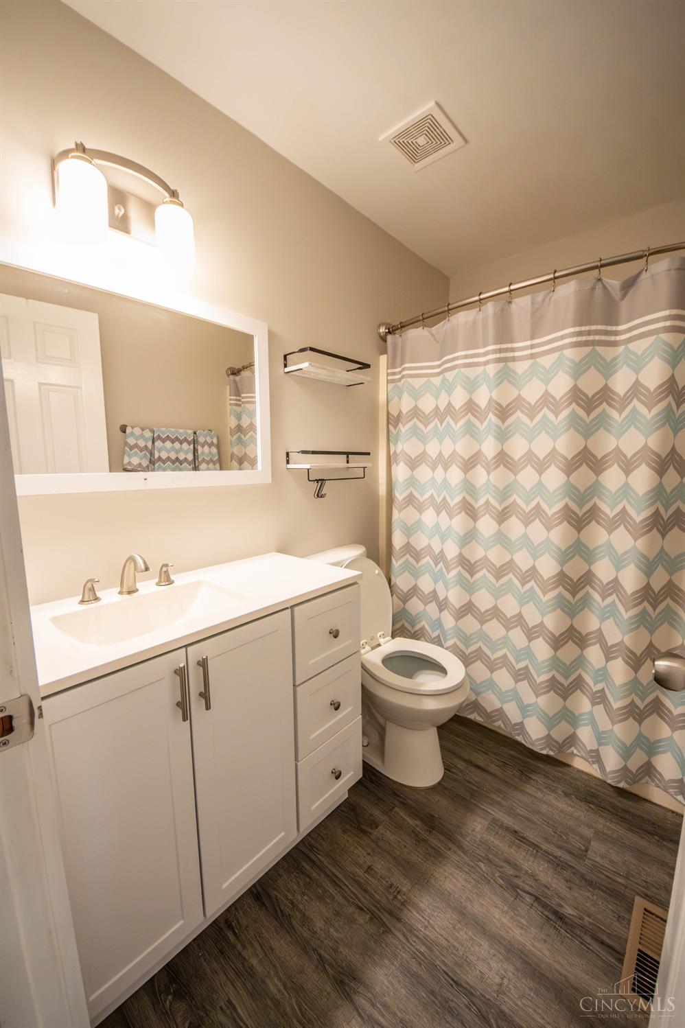 Goshen, Ohio, 45122, United States, 3 Bedrooms Bedrooms, ,3 BathroomsBathrooms,Residential,For Sale,1992165