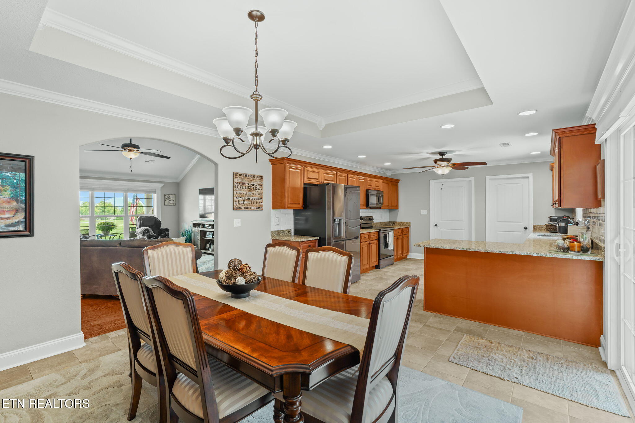 Maryville, Tennessee, 37803, United States, 3 Bedrooms Bedrooms, ,2 BathroomsBathrooms,Residential,For Sale,1942591