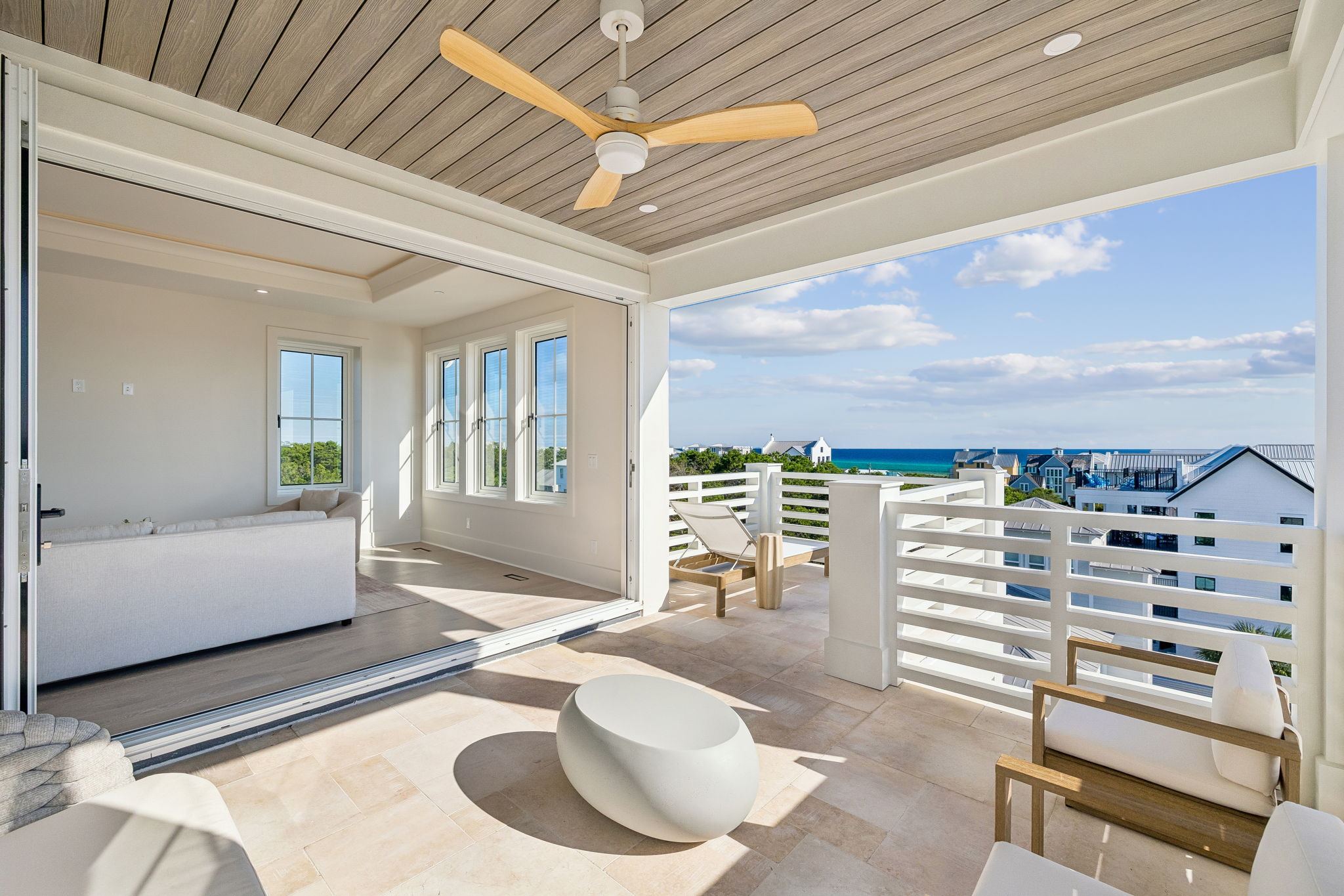  Custom Gulf-View Home With Private Courtyard Pool - 物件實景