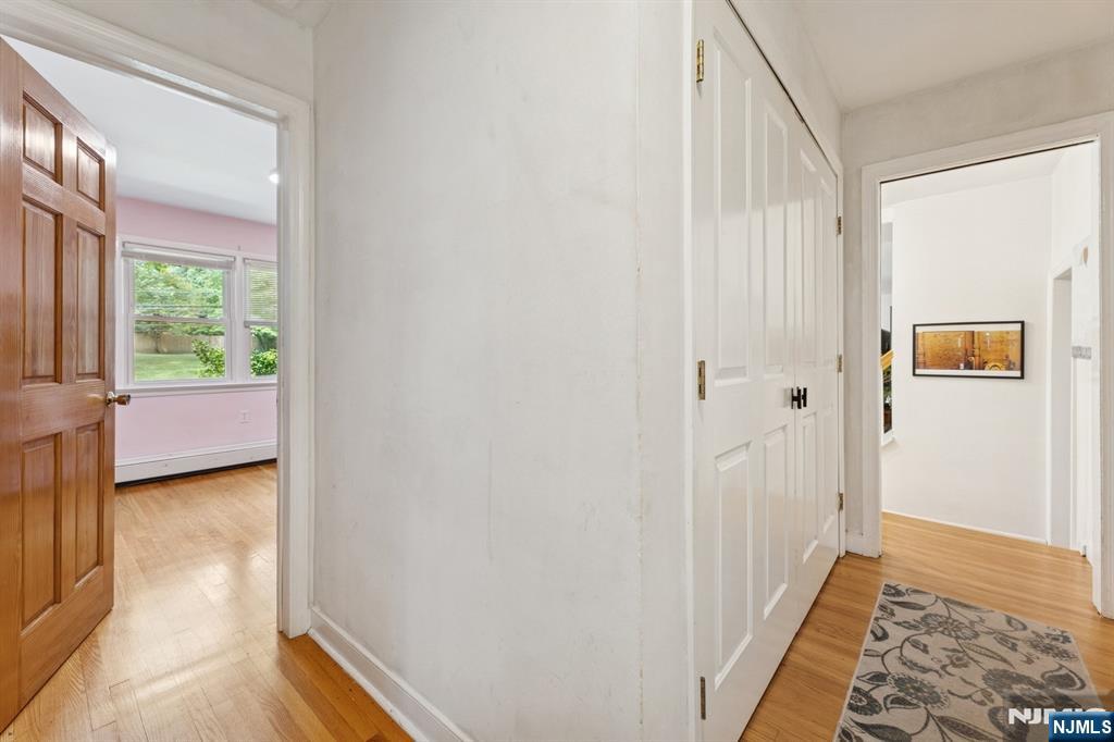 Hillsdale, New Jersey, 07642, United States, 5 Bedrooms Bedrooms, ,3 BathroomsBathrooms,Residential,For Sale,1885332