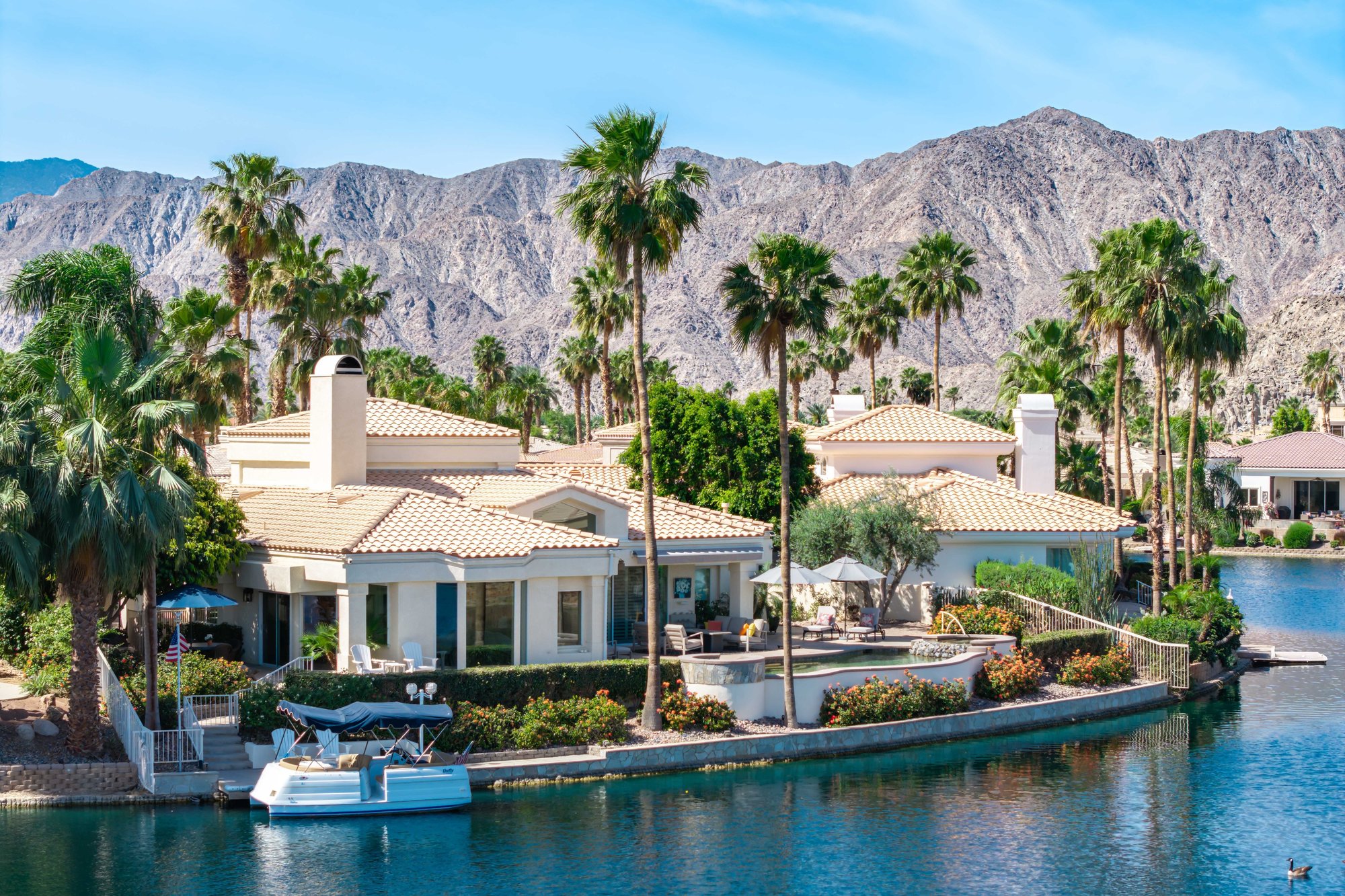  where  desert light meets the water’s edge - 物件實景