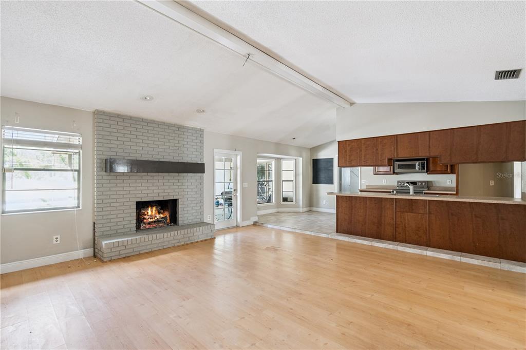 Orlando, Florida, 32818, United States, 3 Bedrooms Bedrooms, ,2 BathroomsBathrooms,Residential,For Sale,2002102