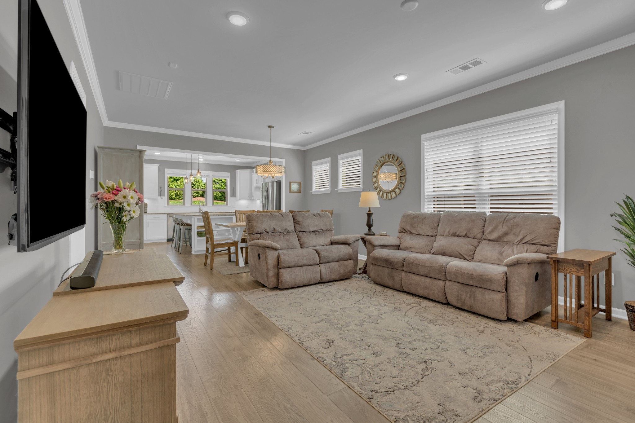 Spring Hill, Tennessee, 37174, United States, 3 Bedrooms Bedrooms, ,2 BathroomsBathrooms,Residential,For Sale,1821005
