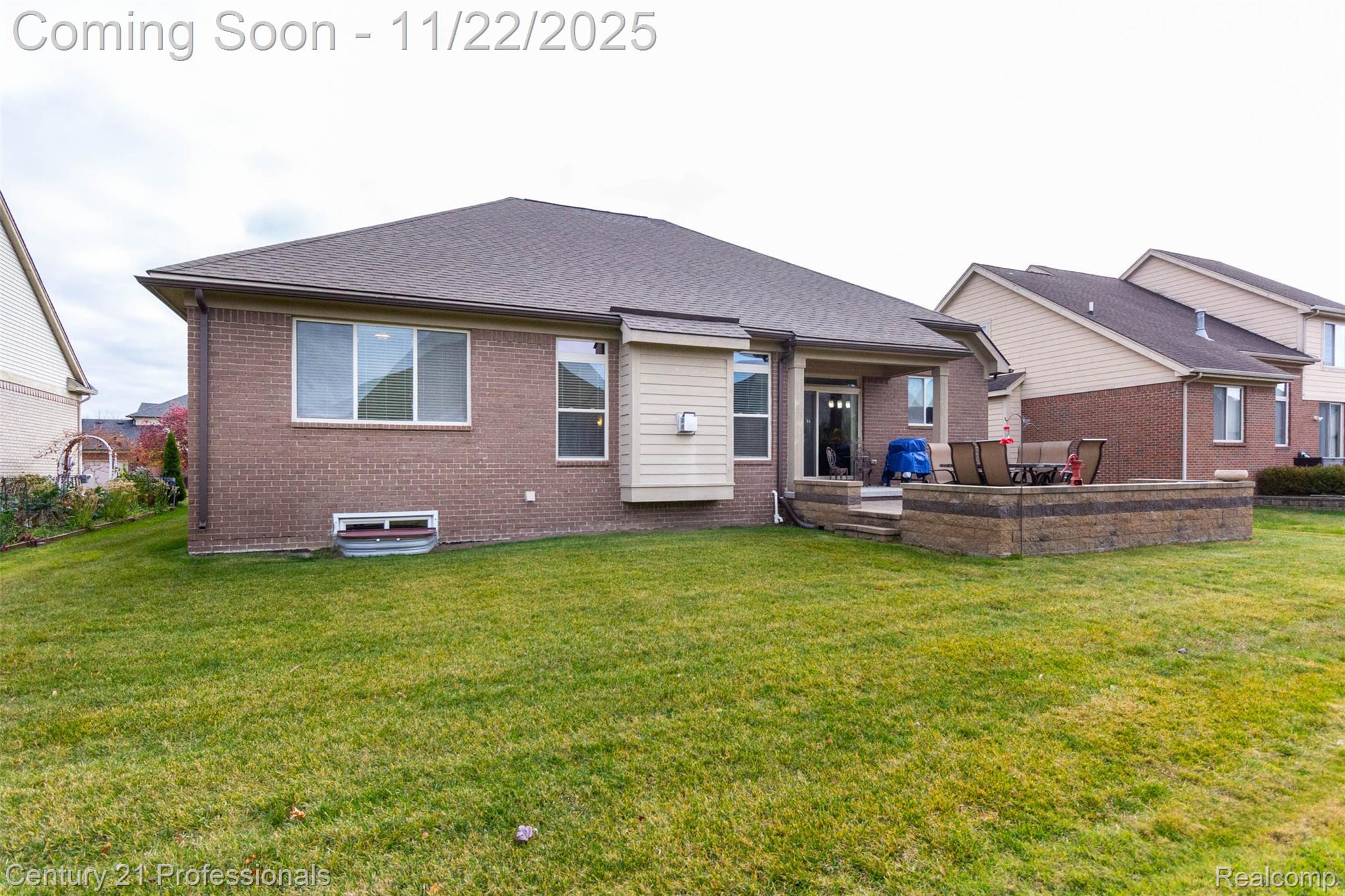 ClintonTownship, Michigan, 48038, United States, 3 Bedrooms Bedrooms, ,4 BathroomsBathrooms,Residential,For Sale,1994254