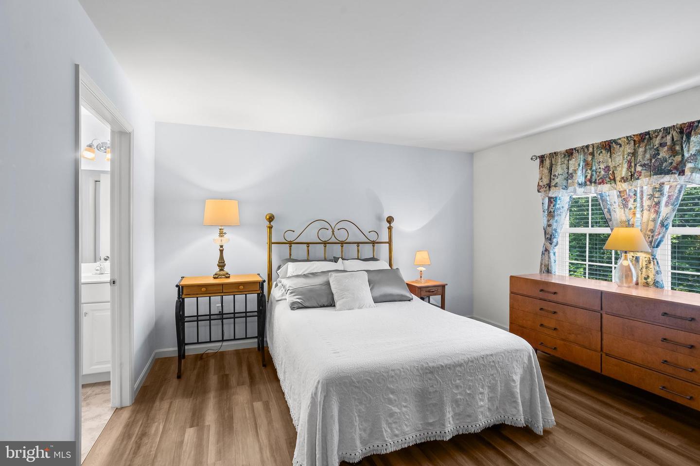 Mechanicsburg, Pennsylvania, 17055, United States, 2 Bedrooms Bedrooms, ,2 BathroomsBathrooms,Residential,For Sale,1993400