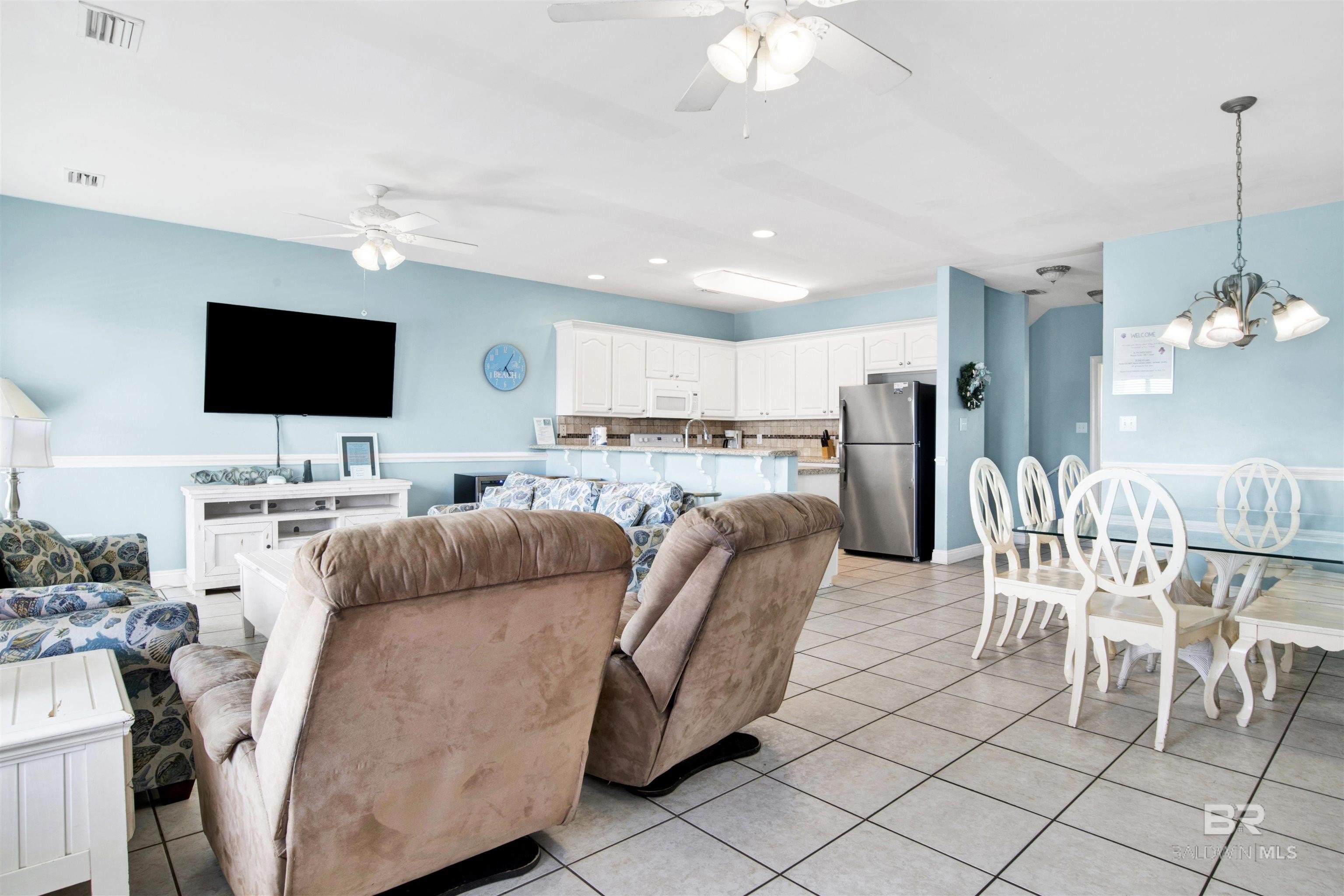 Gulf Shores, Alabama, 36542, United States, 8 Bedrooms Bedrooms, ,10 BathroomsBathrooms,Residential,For Sale,2022053