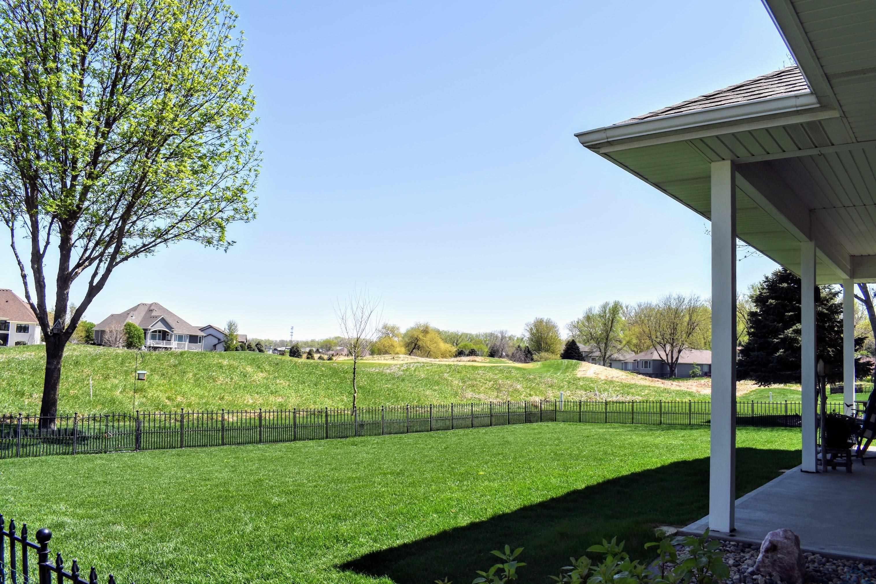 Dakota Dunes, South Dakota, 57049, United States, 4 Bedrooms Bedrooms, ,3 BathroomsBathrooms,Residential,For Sale,2033503