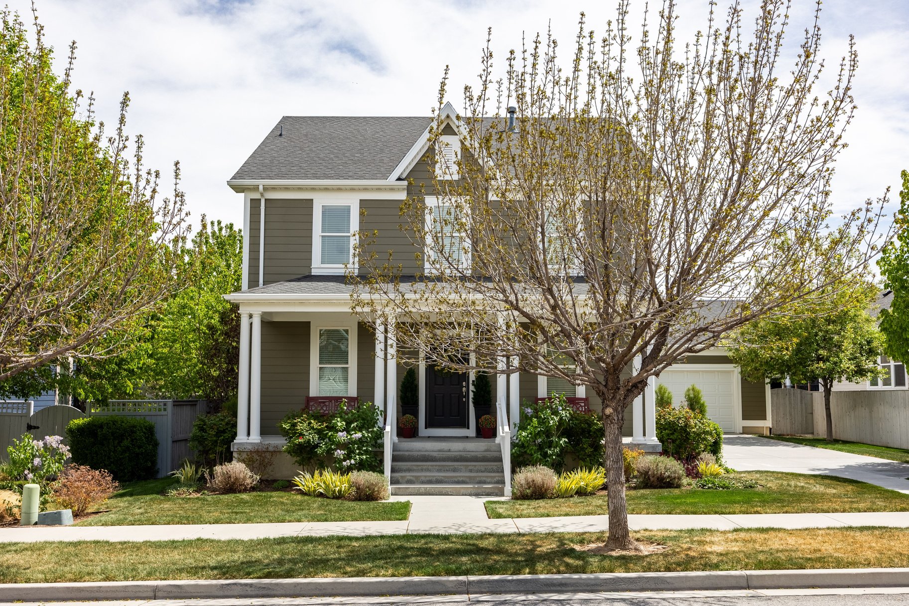  Rare North Shore Gem on One of Daybreak