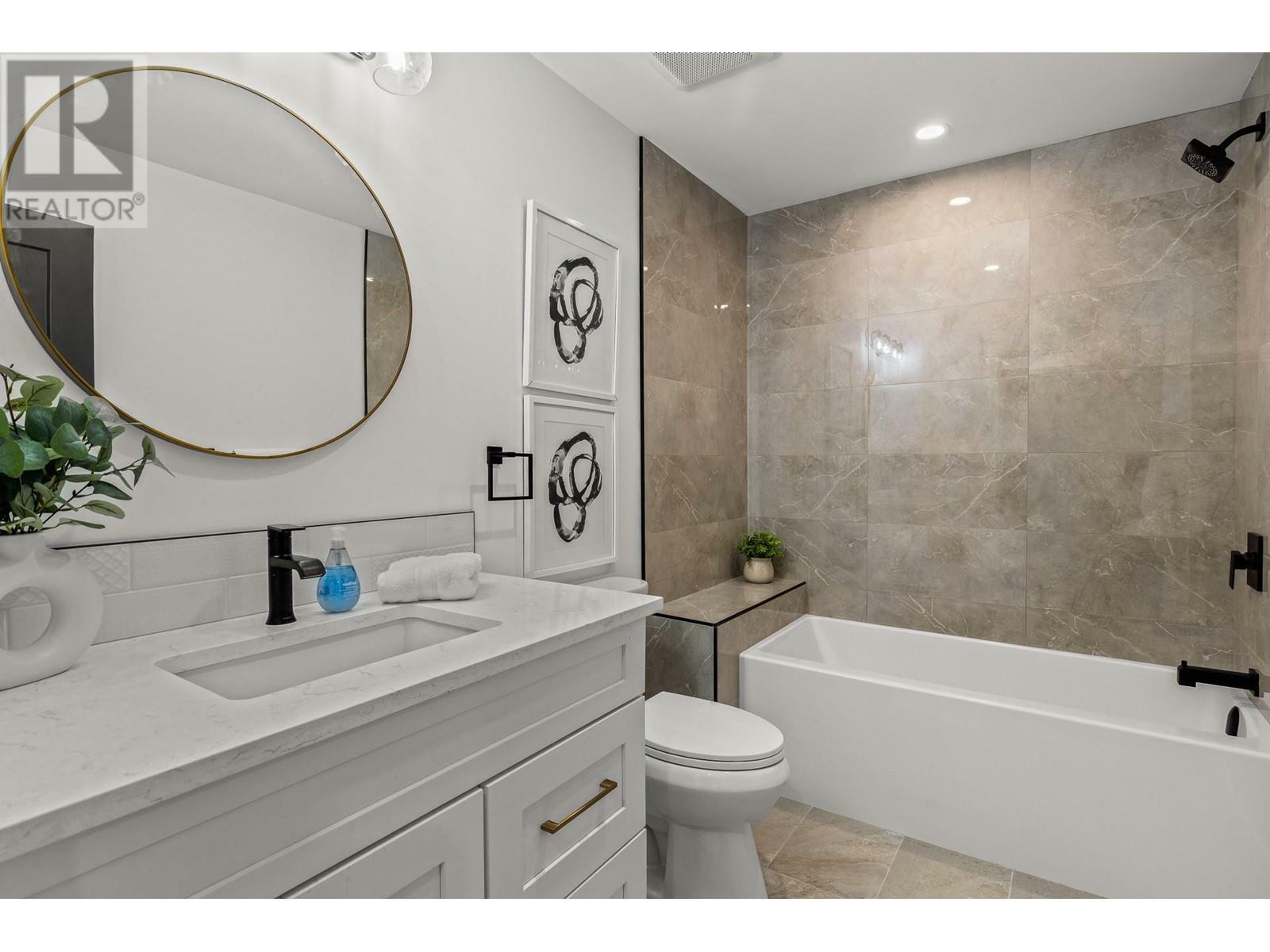 LAKE COUNTRY, British Columbia, V4V 2G9, CA, 5 Bedrooms Bedrooms, ,3 BathroomsBathrooms,Residential,For Sale,1837483