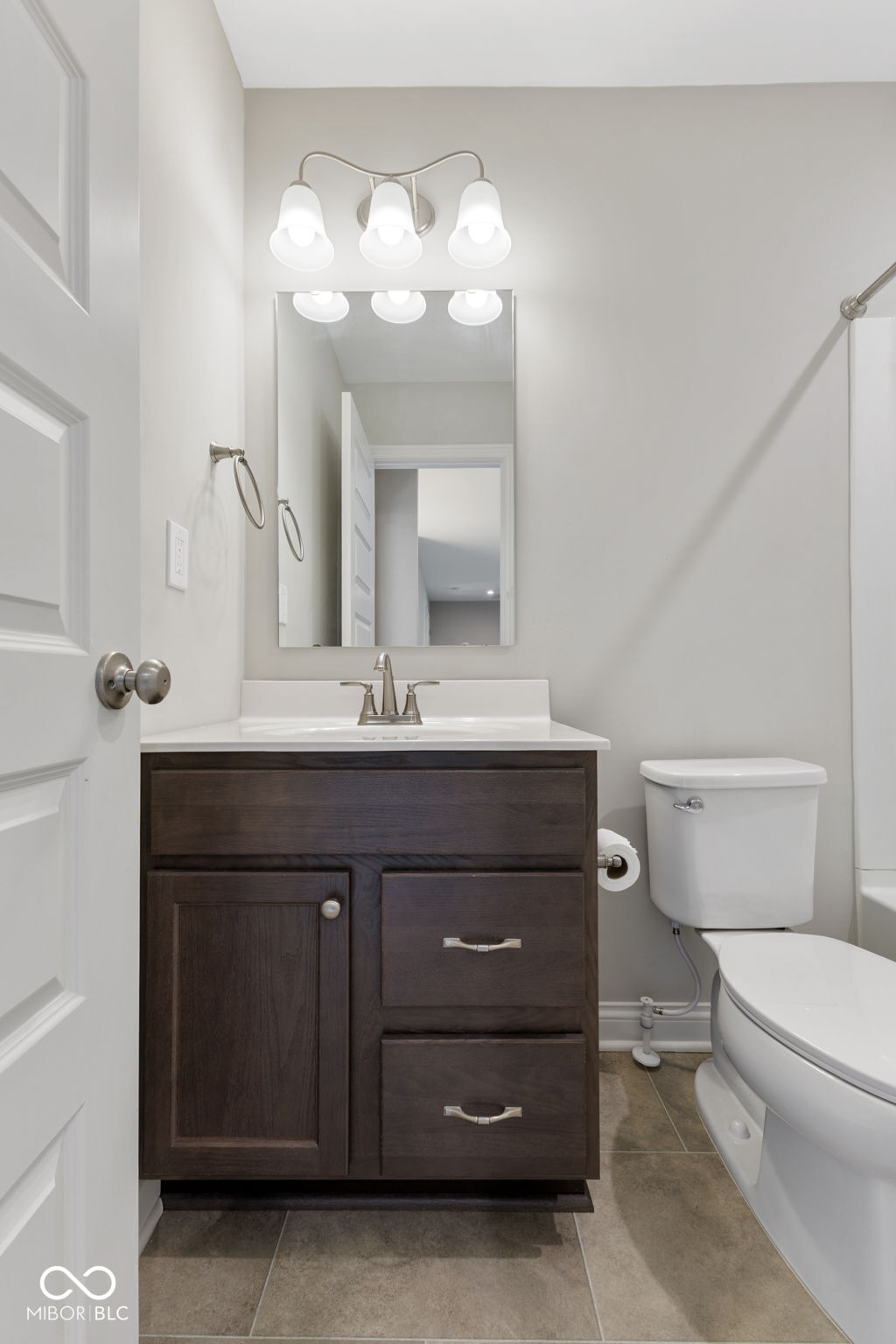 Fishers, Indiana, 46037, United States, 5 Bedrooms Bedrooms, ,4 BathroomsBathrooms,Residential,For Sale,1973782