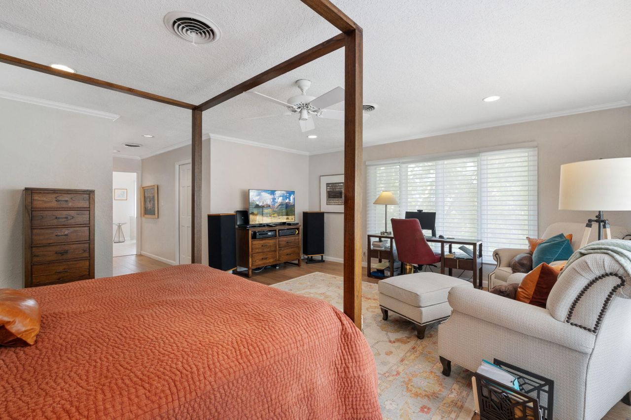 Albuquerque, New Mexico, 87111, United States, 4 Bedrooms Bedrooms, ,3 BathroomsBathrooms,Residential,For Sale,1906383