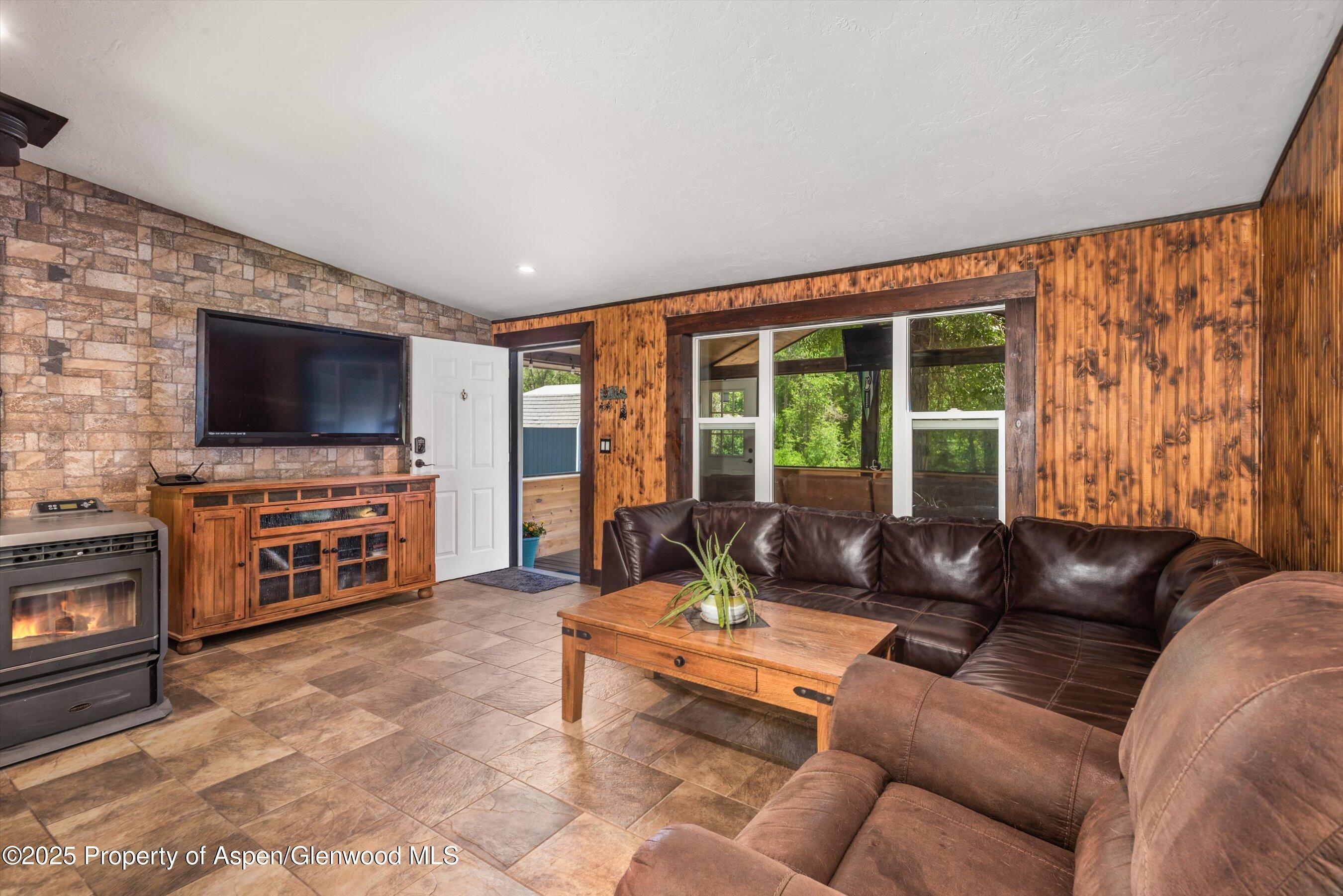 Marble, Colorado, 81623, United States, 2 Bedrooms Bedrooms, ,2 BathroomsBathrooms,Residential,For Sale,1862307