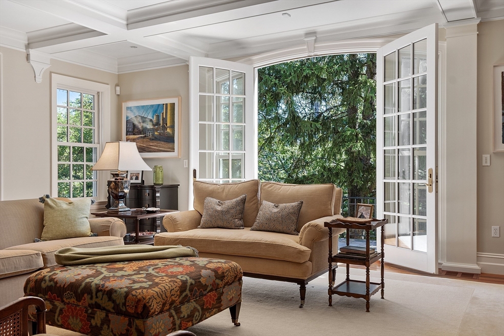 Concord, Massachusetts, 01742, United States, 5 Bedrooms Bedrooms, ,8 BathroomsBathrooms,Residential,For Sale,1932676