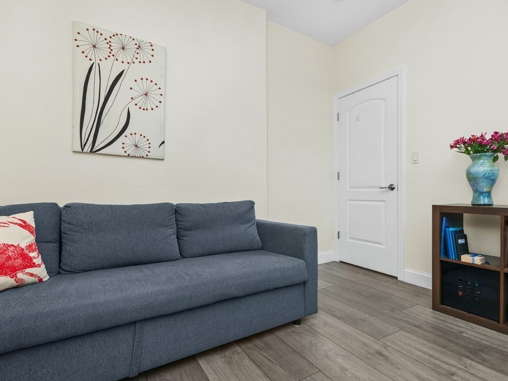 Brookline, Massachusetts, 02446, United States, 2 Bedrooms Bedrooms, ,1 BathroomBathrooms,Residential,For Sale,1934620