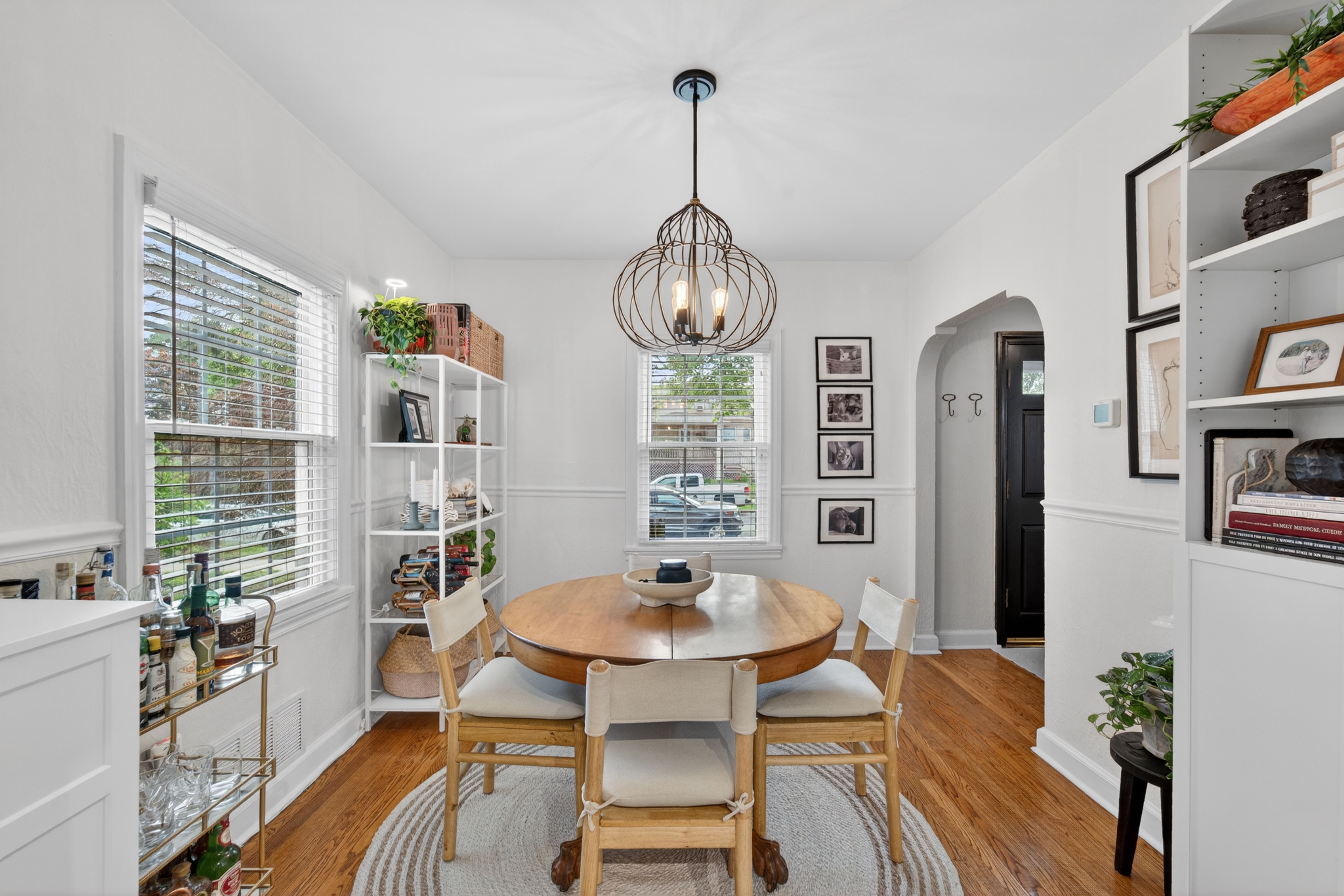  Charming Move-in Ready Cape Cod - 物件實景