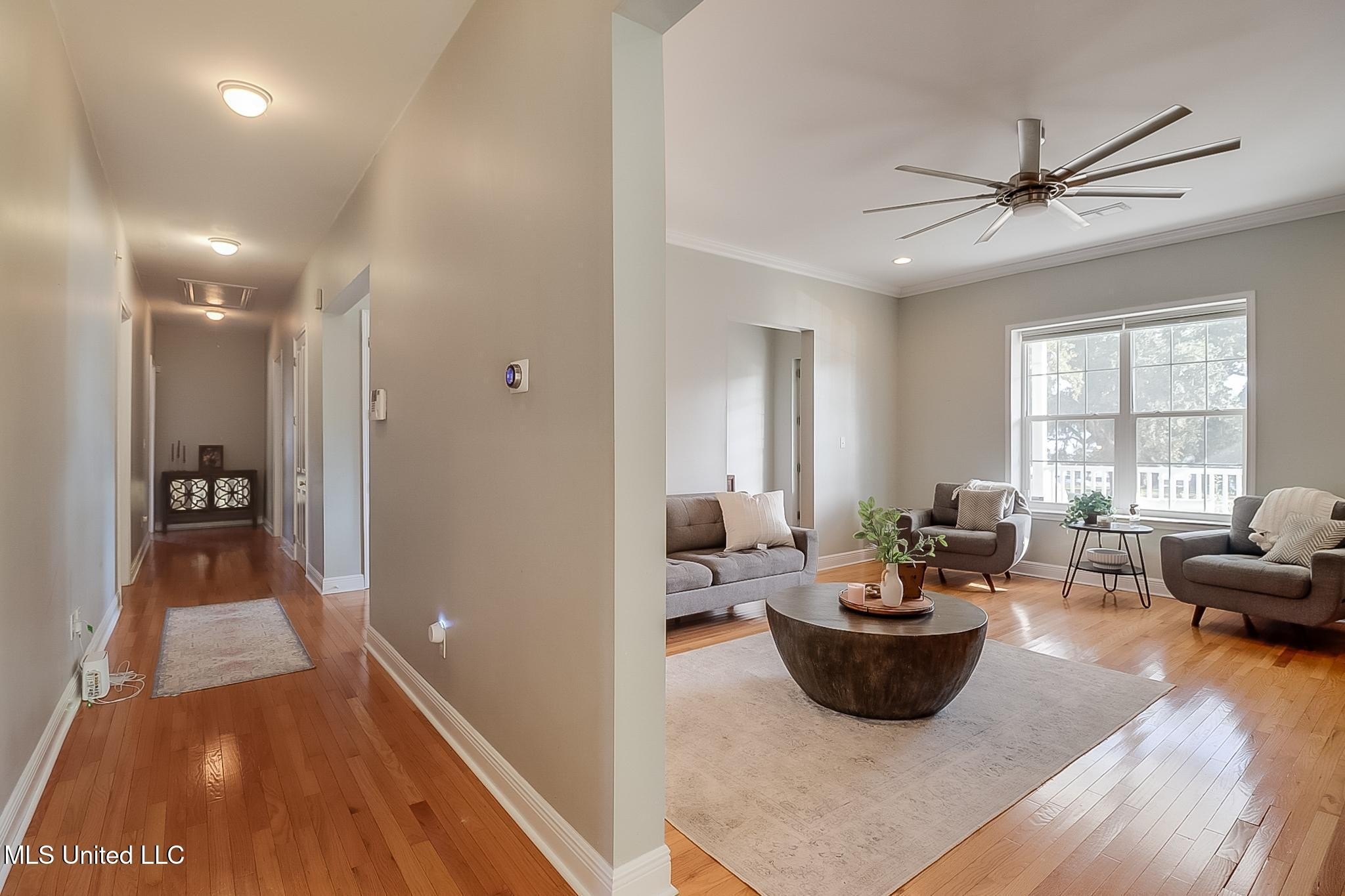 Biloxi, Mississippi, 39530, United States, 3 Bedrooms Bedrooms, ,3 BathroomsBathrooms,Residential,For Sale,1977362