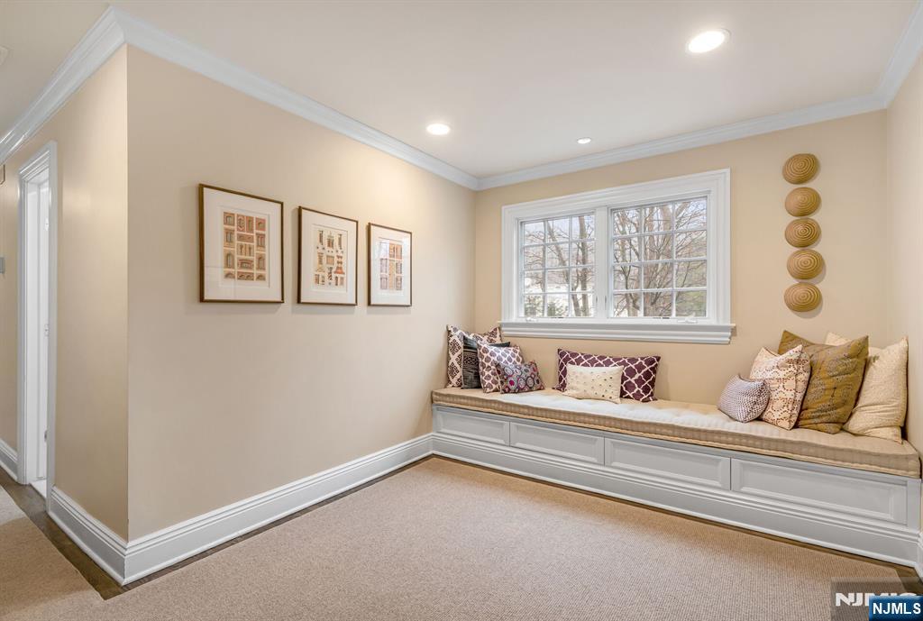 Tenafly, New Jersey, 07670, United States, 6 Bedrooms Bedrooms, ,5 BathroomsBathrooms,Residential,For Sale,1743574