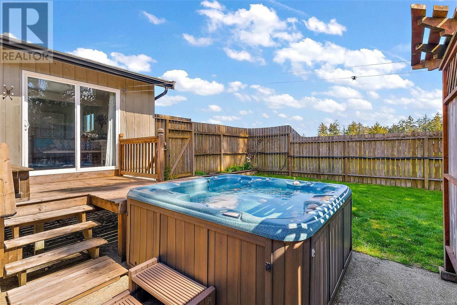 DUNCAN, British Columbia, V9L 6K5, CA, 4 Bedrooms Bedrooms, ,2 BathroomsBathrooms,Residential,For Sale,1874762