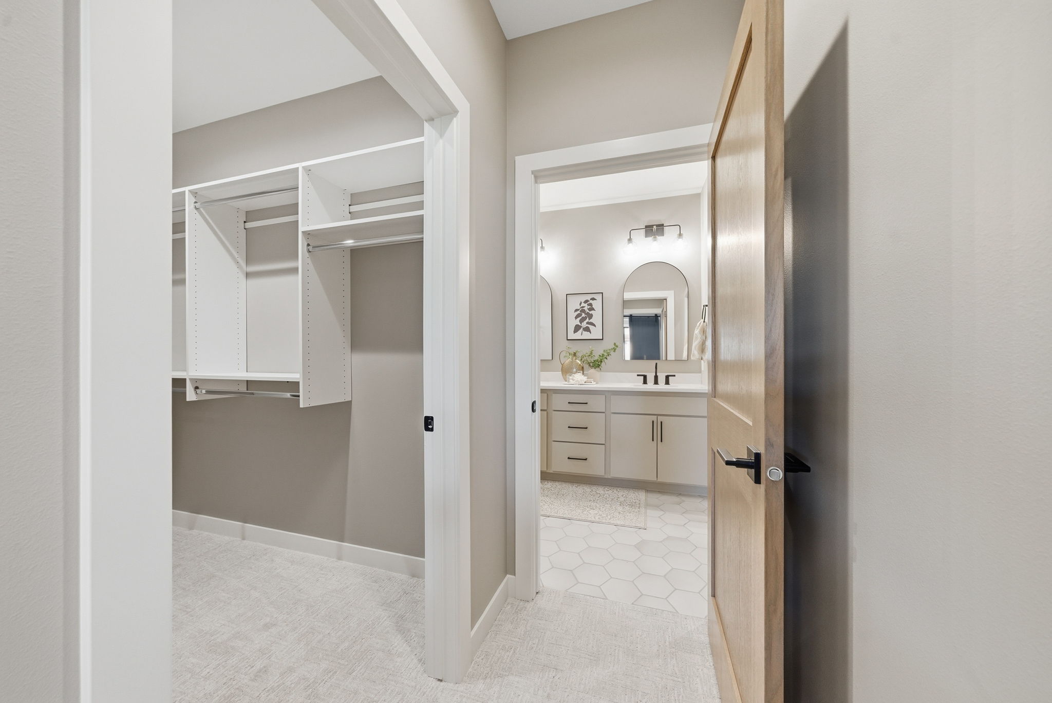 Sioux Falls, South Dakota, 57110, United States, 3 Bedrooms Bedrooms, ,3 BathroomsBathrooms,Residential,For Sale,2001465