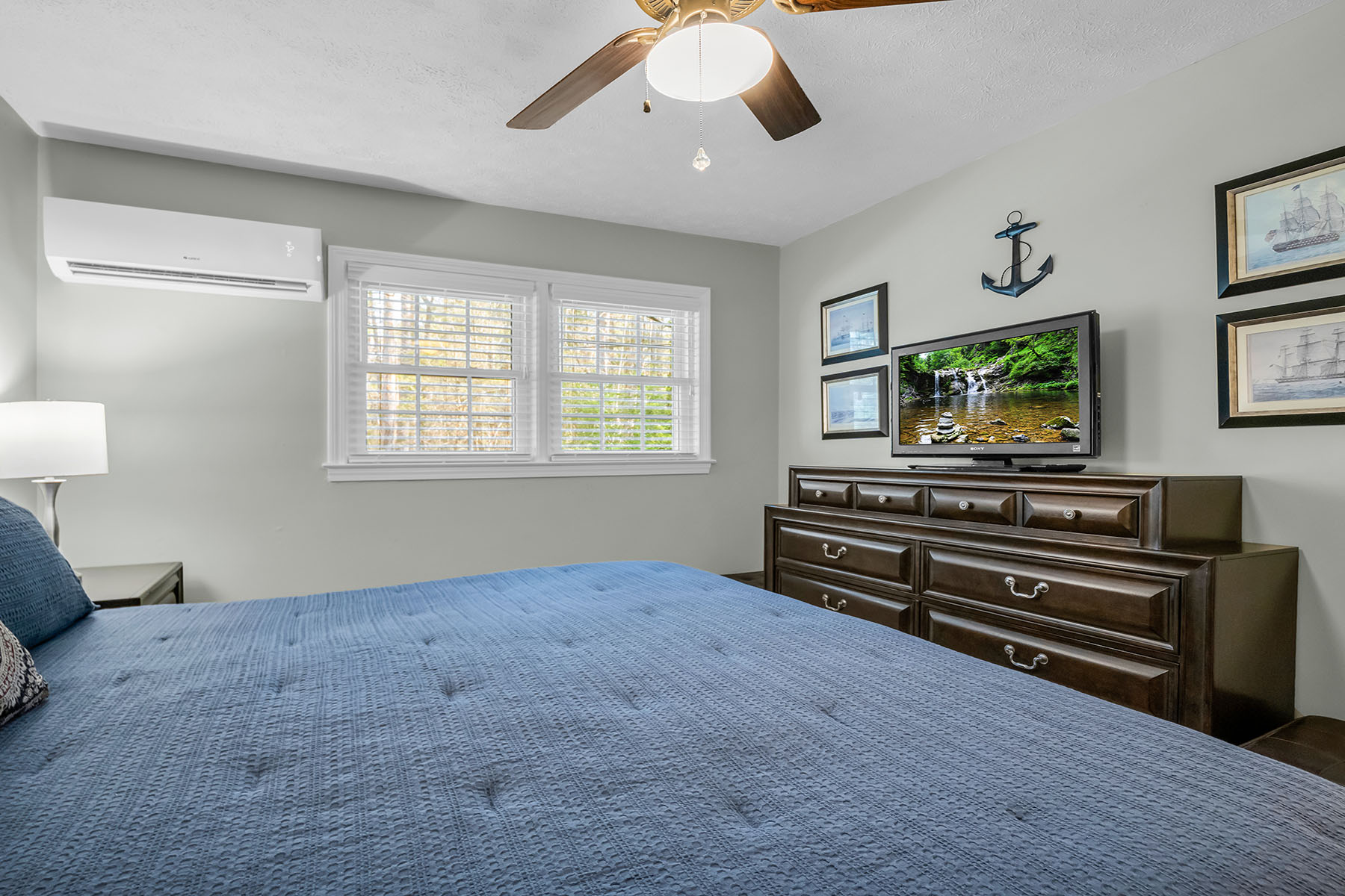  FLAT ROCK - 物件實景