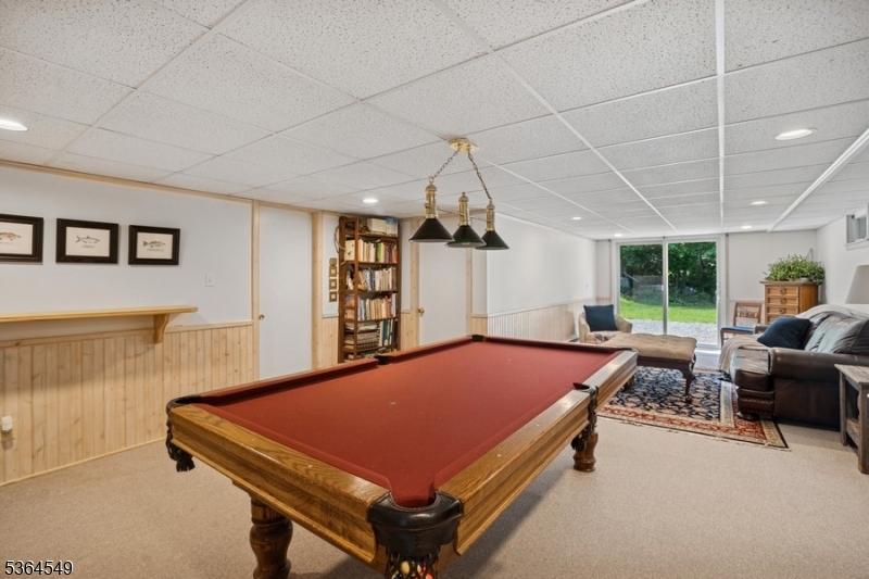 Franklin Twp., New Jersey, 08867, United States, 3 Bedrooms Bedrooms, ,2 BathroomsBathrooms,Residential,For Sale,1926340