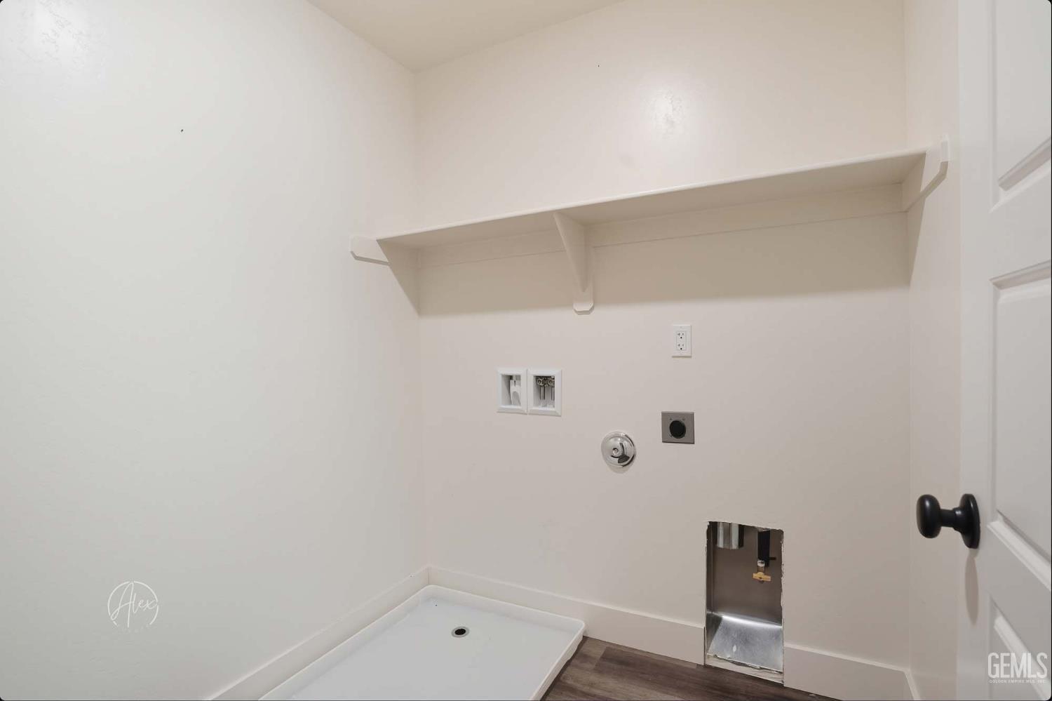 Bakersfield, California, 93314, United States, 5 Bedrooms Bedrooms, ,4 BathroomsBathrooms,Residential,For Sale,1983146