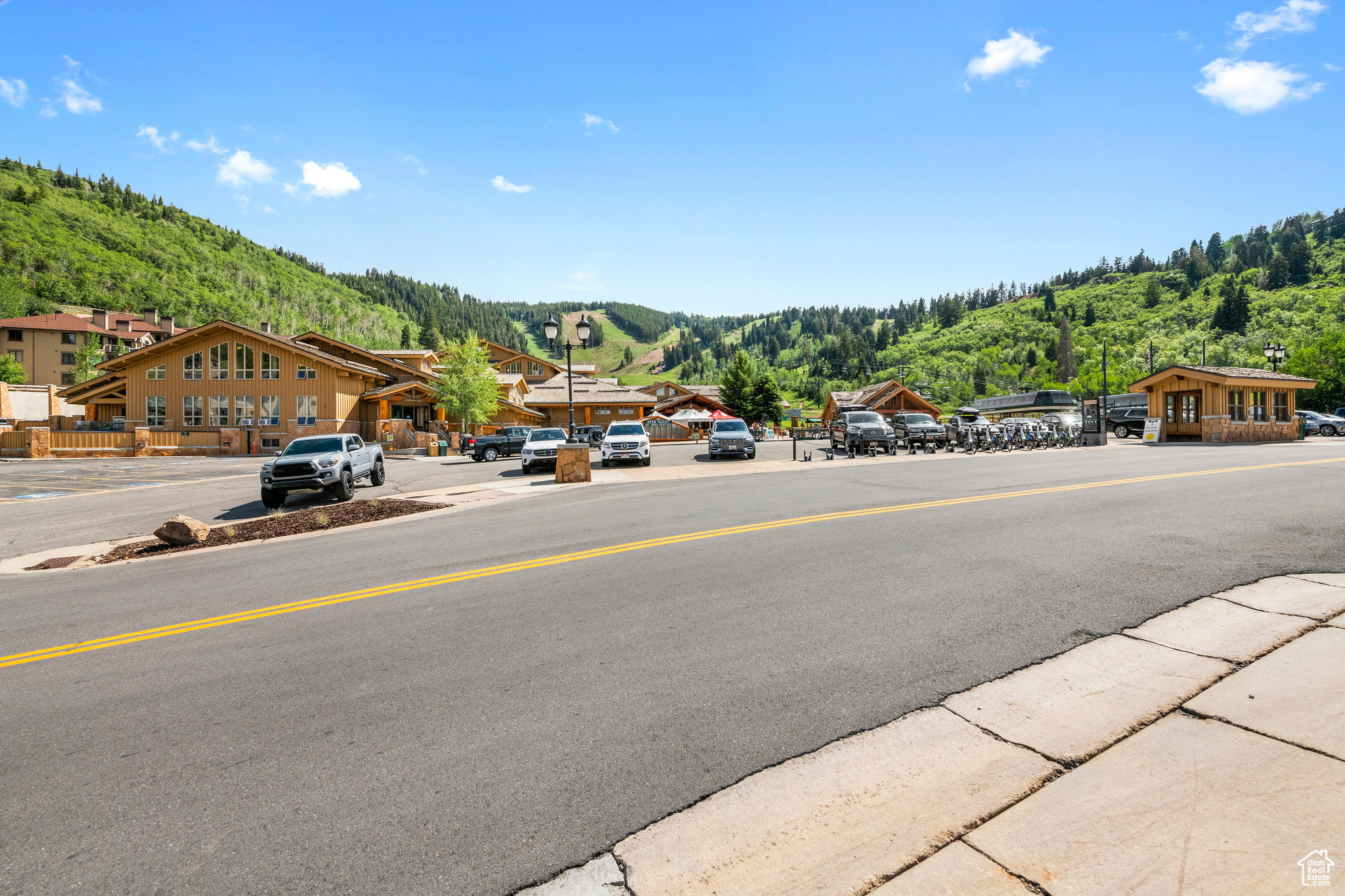 Park City, Utah, 84060, United States, 2 Bedrooms Bedrooms, ,3 BathroomsBathrooms,Residential,For Sale,1900952