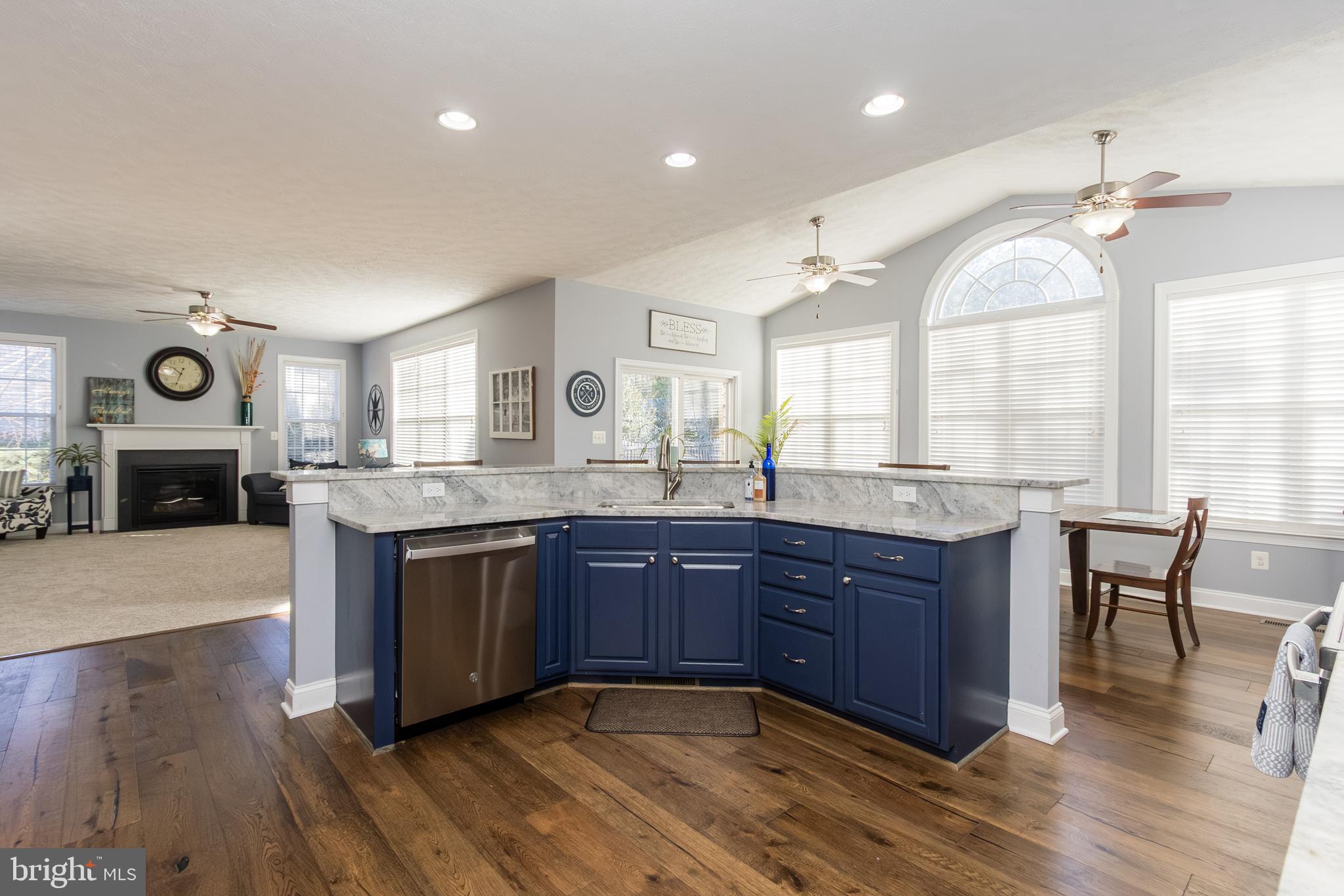 Saint Inigoes, Maryland, 20684, United States, 4 Bedrooms Bedrooms, ,4 BathroomsBathrooms,Residential,For Sale,2005176