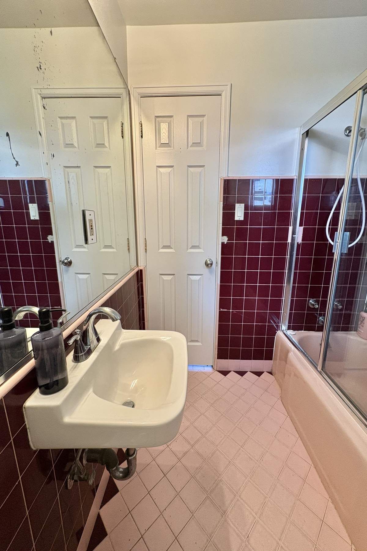  6041 Cleon Avenue - 物件實景