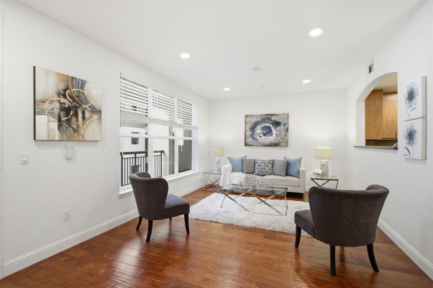 Santa Clara, California, 95051, United States, 2 Bedrooms Bedrooms, ,2 BathroomsBathrooms,Residential,For Sale,1989237