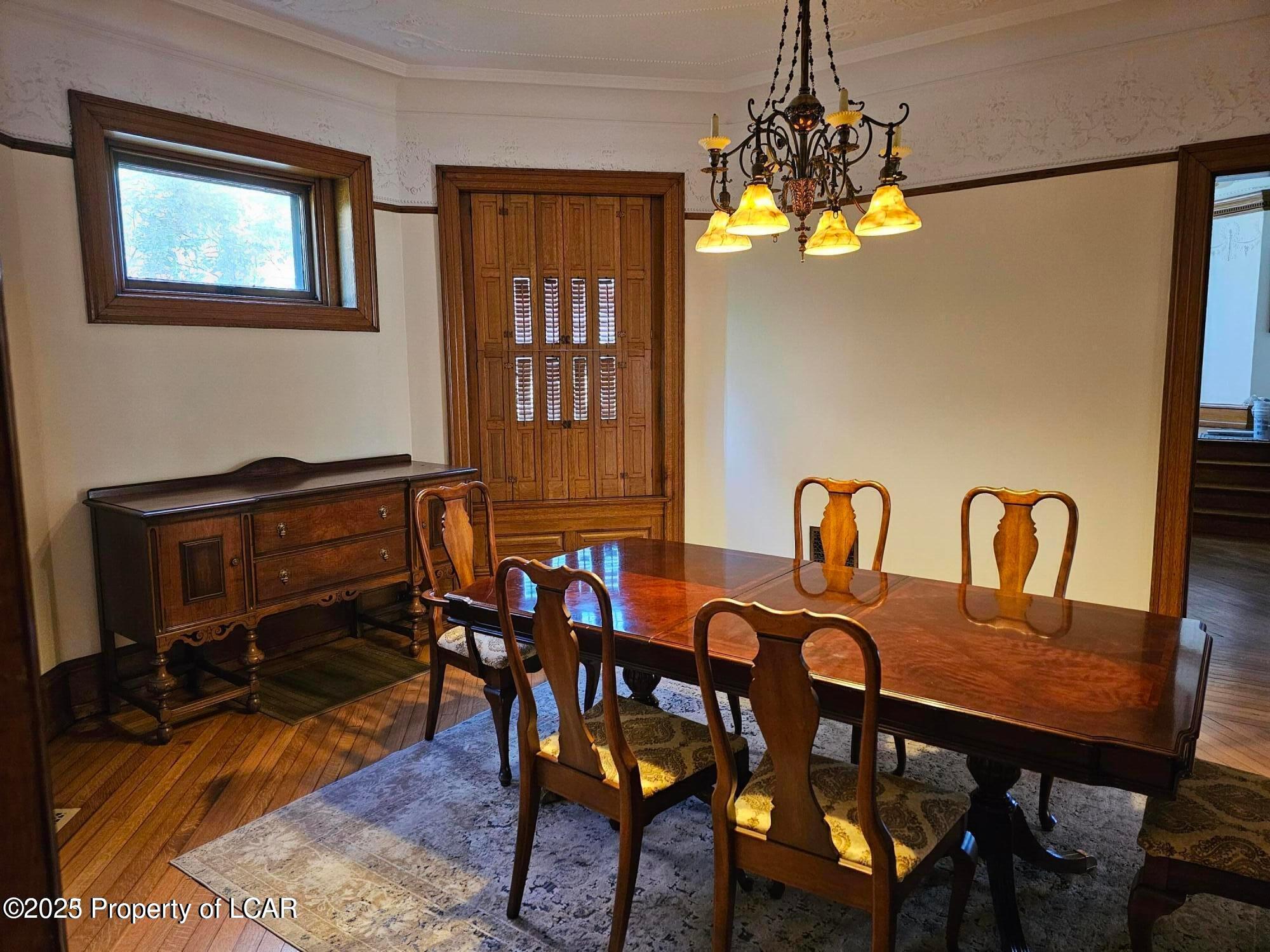 Wilkes-Barre, Pennsylvania, 18701, United States, 7 Bedrooms Bedrooms, ,3 BathroomsBathrooms,Residential,For Sale,1982709