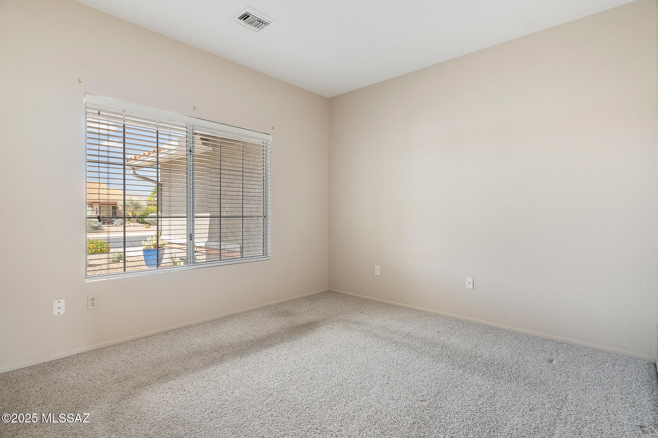 Oro Valley, Arizona, 85755, United States, 2 Bedrooms Bedrooms, ,2 BathroomsBathrooms,Residential,For Sale,1959033