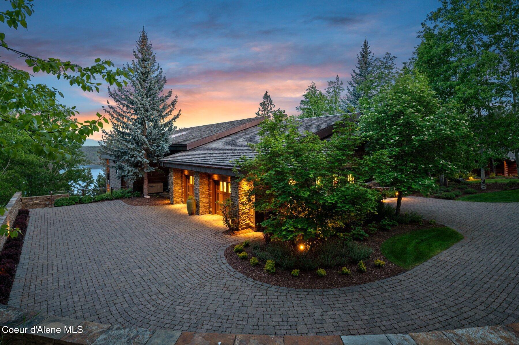 Coeur D'alene, Idaho, 83814, United States, 3 Bedrooms Bedrooms, ,1 BathroomBathrooms,Residential,For Sale,1837044