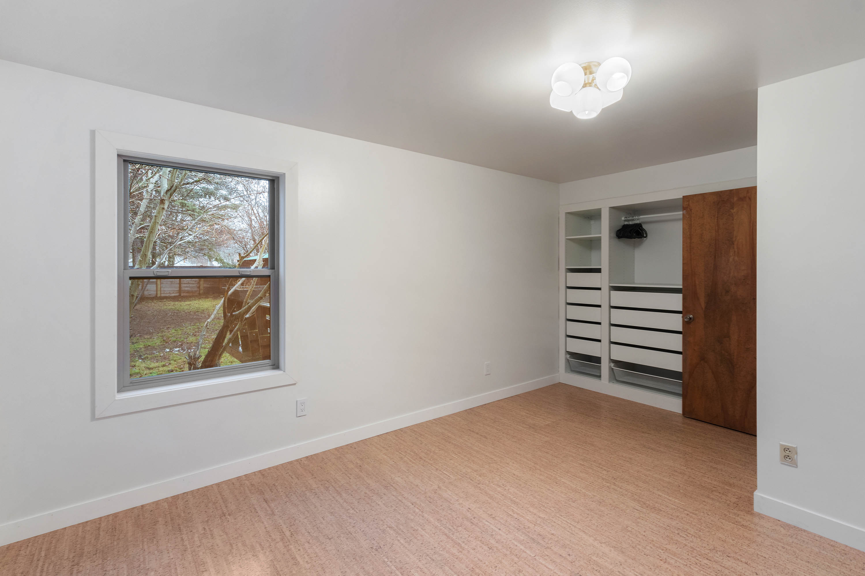 Sandpoint, Idaho, 83864, United States, 3 Bedrooms Bedrooms, ,2 BathroomsBathrooms,Residential,For Sale,2005547