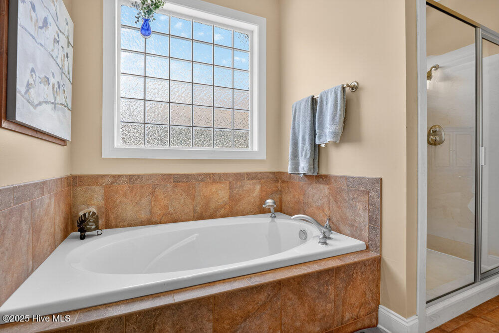 Leland, North Carolina, 28451, United States, 4 Bedrooms Bedrooms, ,3 BathroomsBathrooms,Residential,For Sale,1926317
