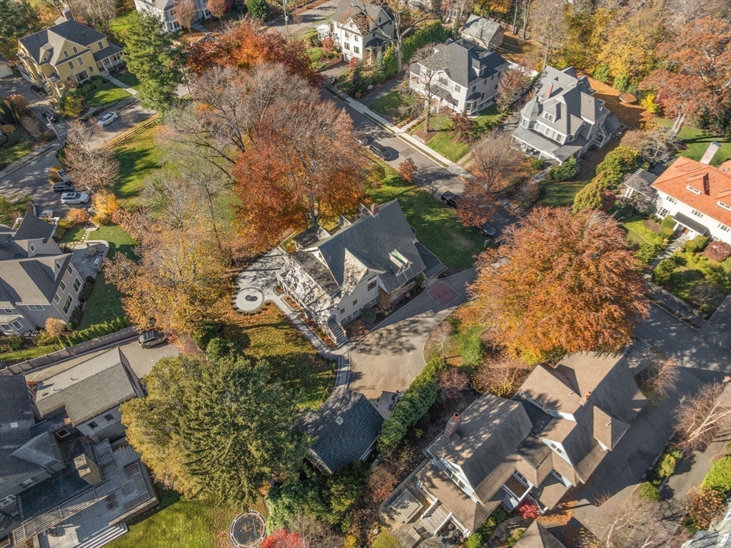 Newton, Massachusetts, 02465, United States, 6 Bedrooms Bedrooms, ,7 BathroomsBathrooms,Residential,For Sale,1995687
