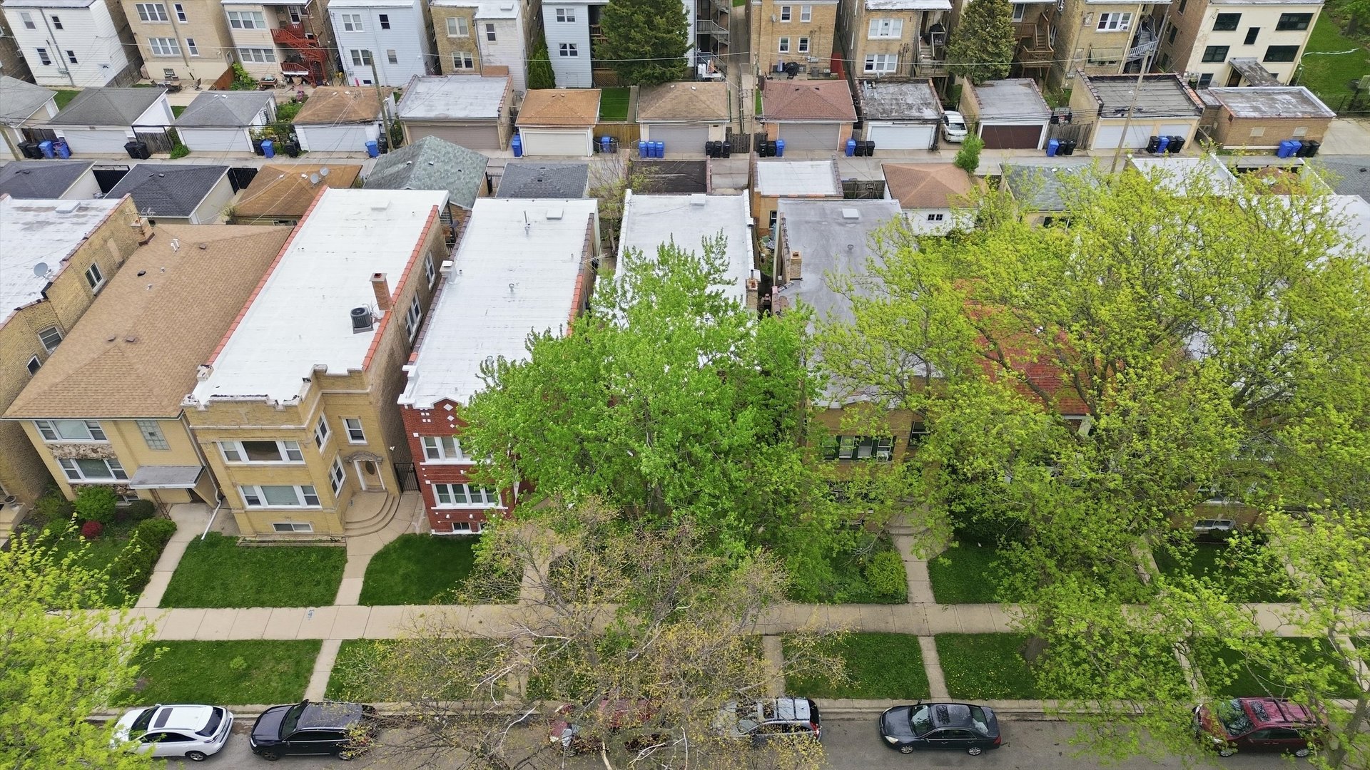 Chicago, Illinois, 60659, United States, 9 Bedrooms Bedrooms, ,Residential,For Sale,2040474