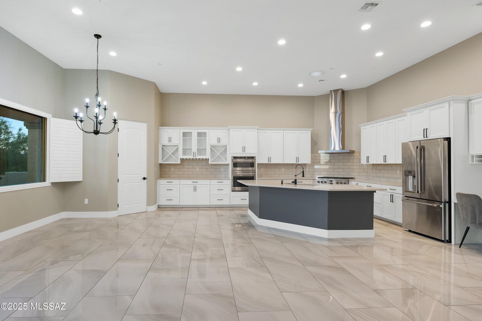 Oro Valley, Arizona, 85742, United States, 4 Bedrooms Bedrooms, ,4 BathroomsBathrooms,Residential,For Sale,1978963