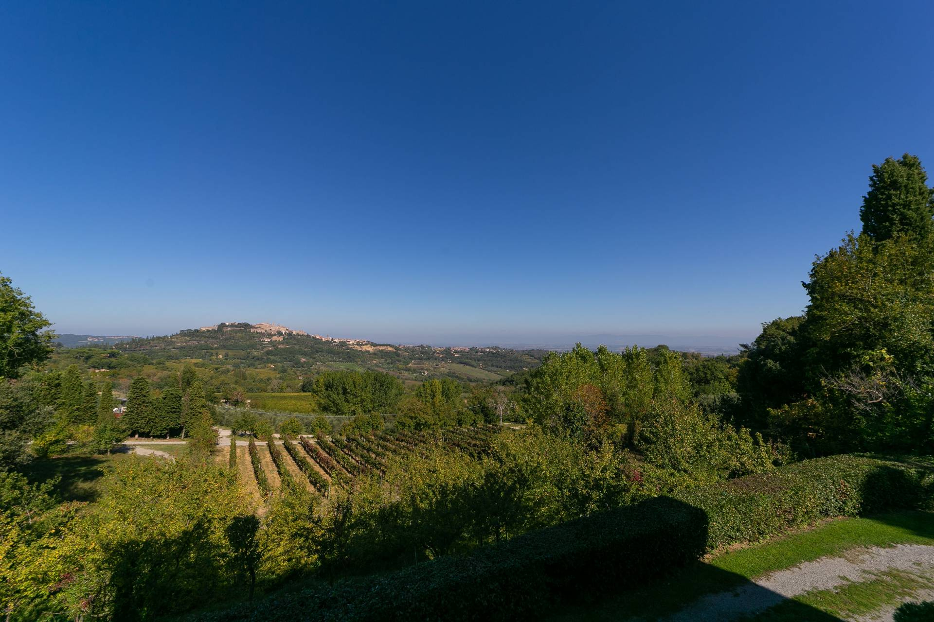 Via di Villa Bianca, Montepulciano, Siena, 53045, IT, 10 Bedrooms Bedrooms, ,10 BathroomsBathrooms,Residential,For Sale,Via di Villa Bianca,1311375