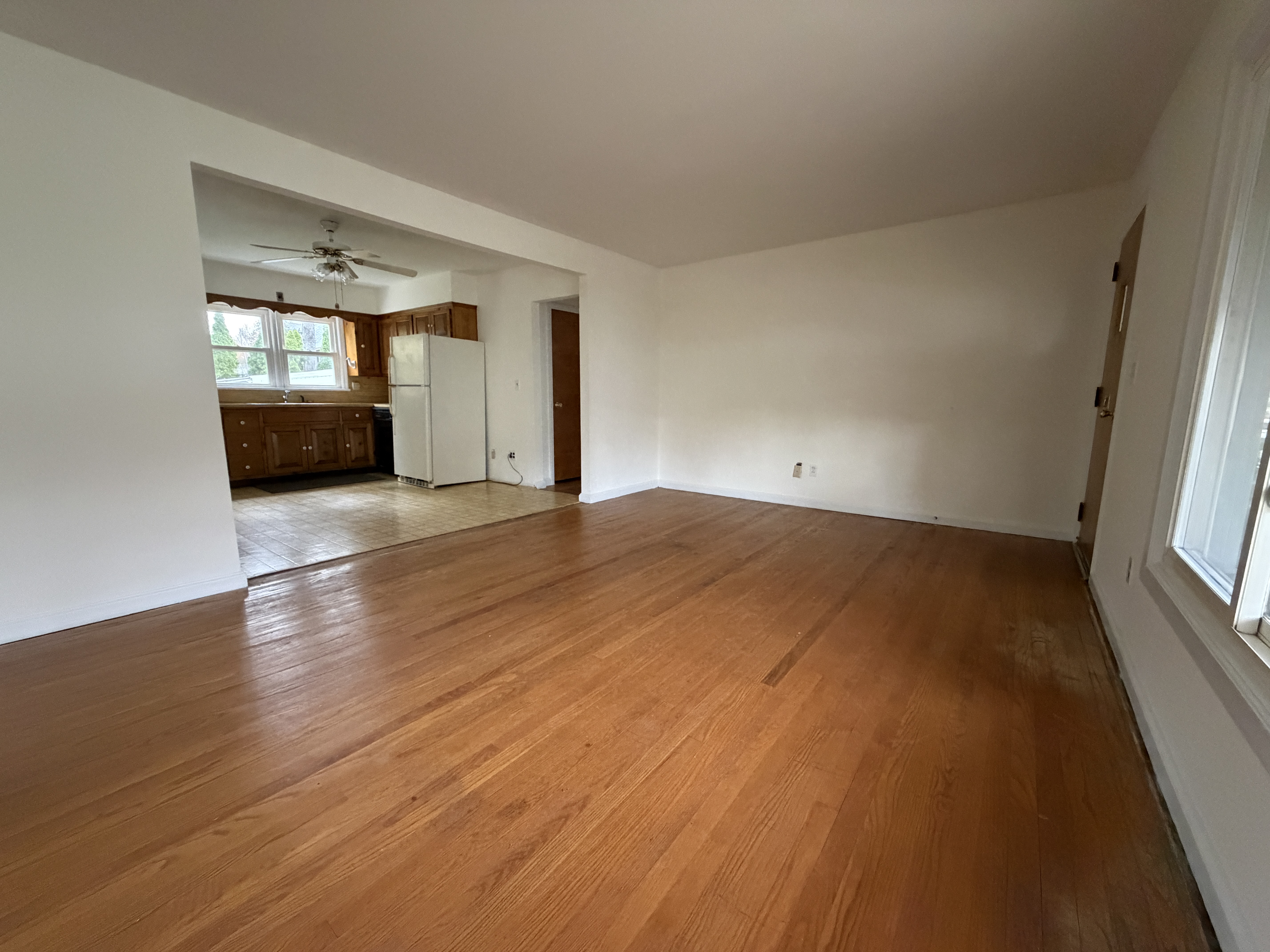 Westwood, New Jersey, 07675, United States, 2 Bedrooms Bedrooms, ,1 BathroomBathrooms,Residential,For Sale,1988560