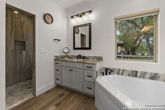 Bandera, Texas, 78003, United States, 3 Bedrooms Bedrooms, ,3 BathroomsBathrooms,Residential,For Sale,1925950