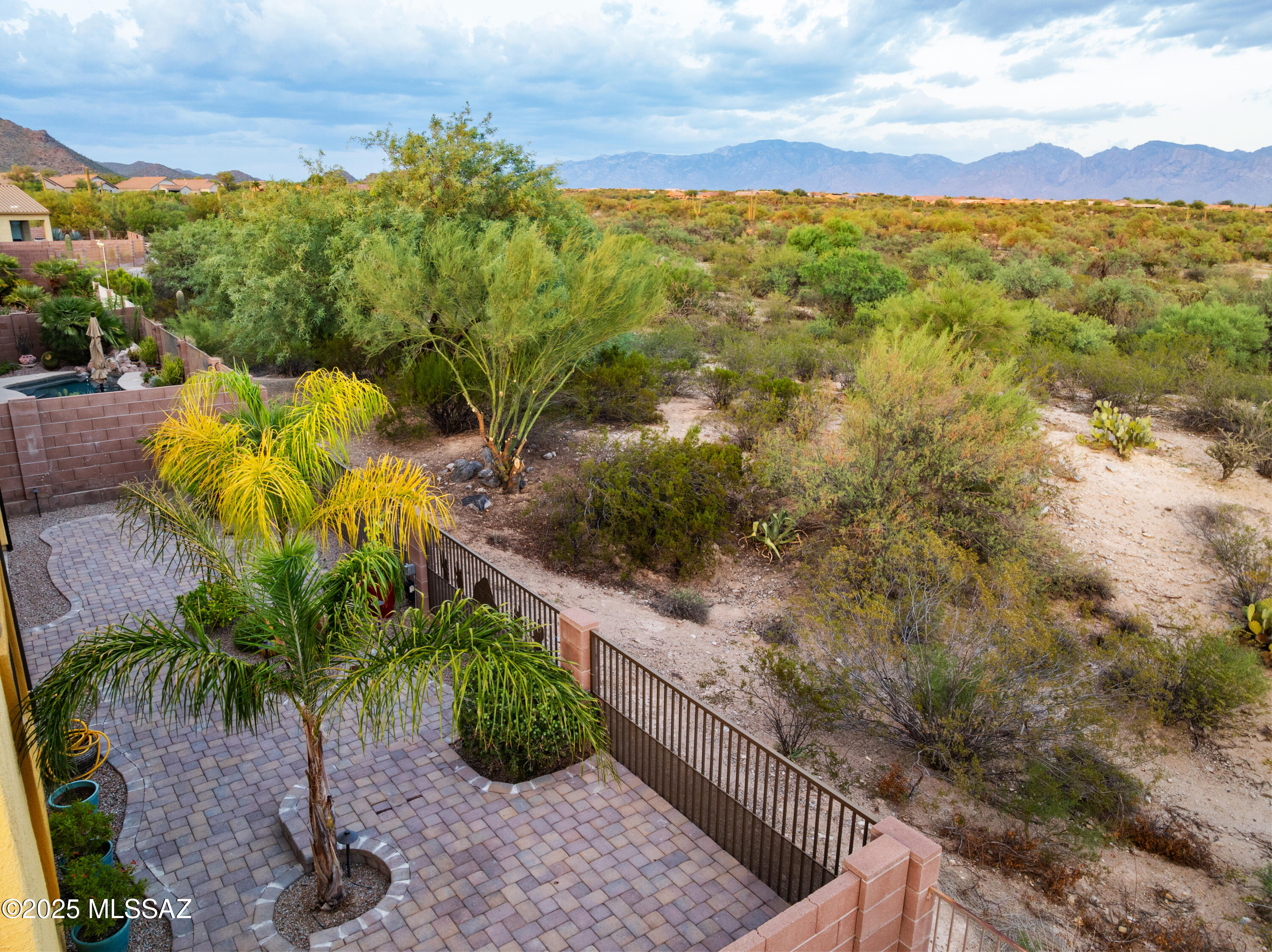 Marana, Arizona, 85658, United States, 3 Bedrooms Bedrooms, ,3 BathroomsBathrooms,Residential,For Sale,1926095