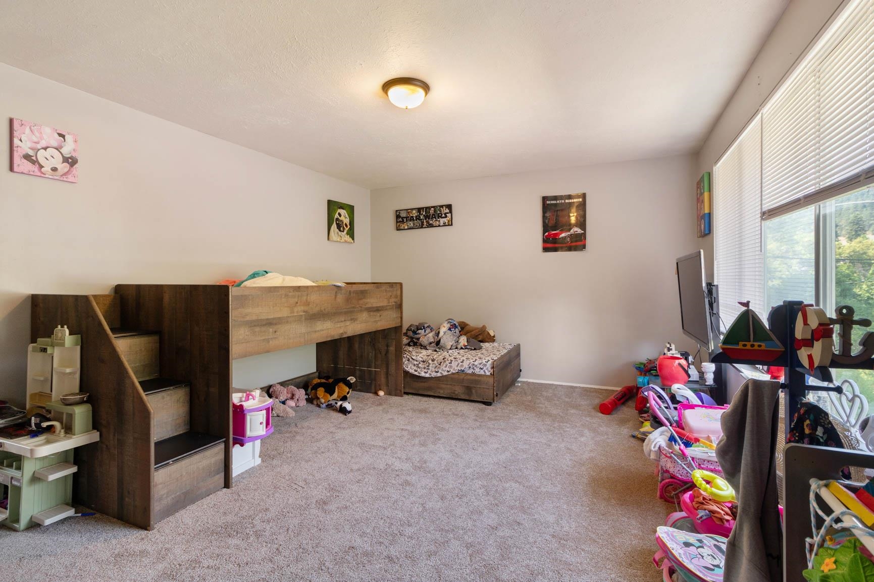 Spokane, Washington, 99218, United States, ,Residential,For Sale,1868872