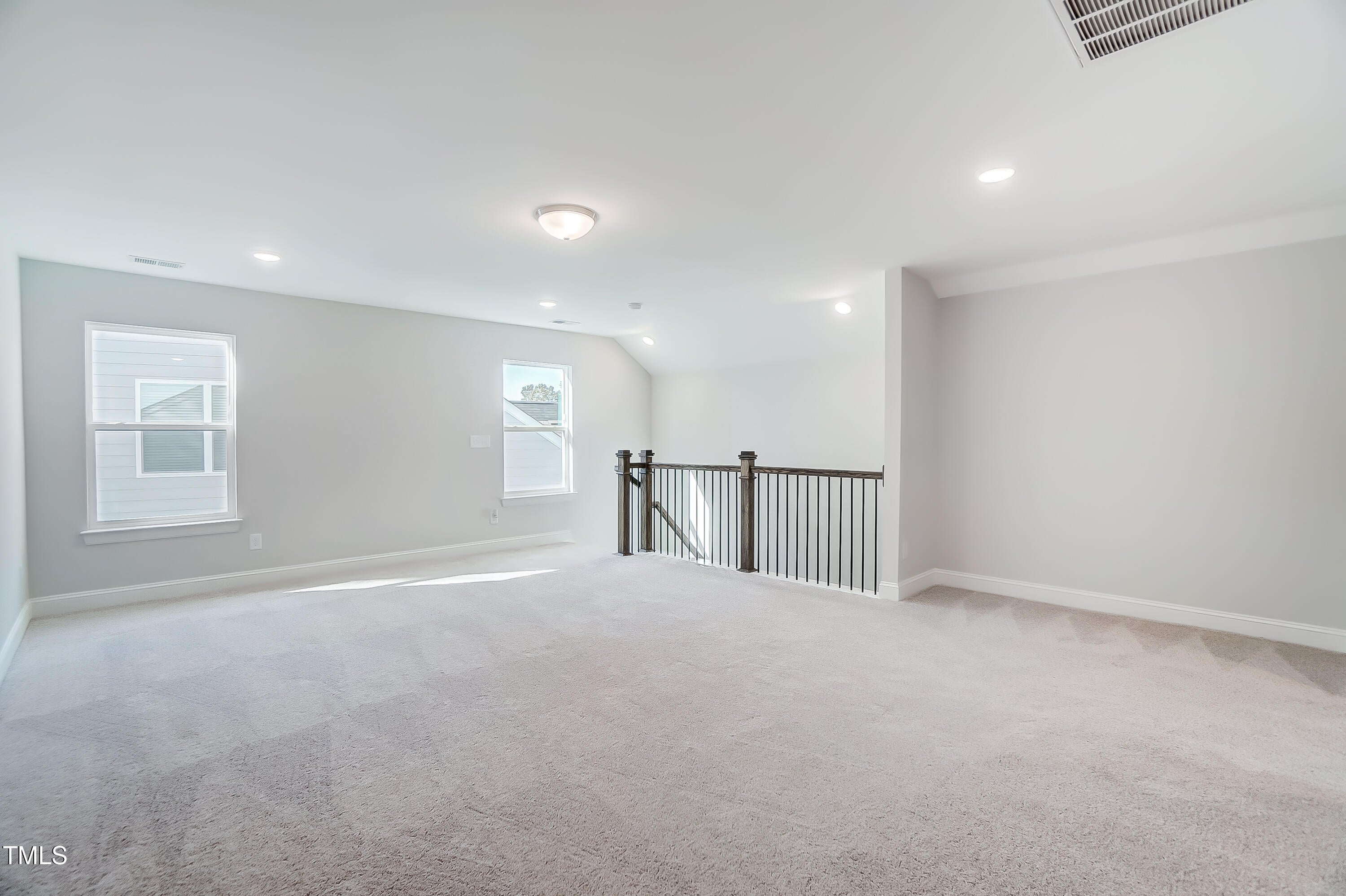 Hillsborough, North Carolina, 27278, United States, 2 Bedrooms Bedrooms, ,2 BathroomsBathrooms,Residential,For Sale,1919502