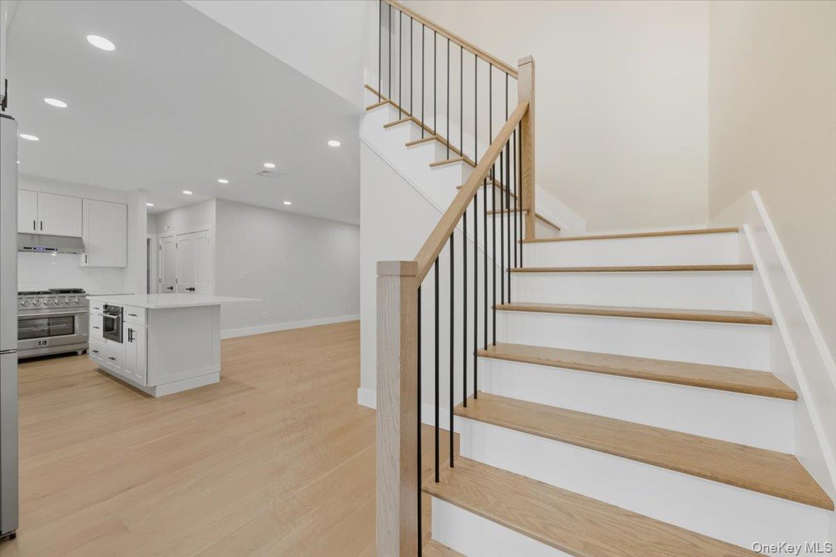 Bethpage, New York, 11714, United States, 5 Bedrooms Bedrooms, ,4 BathroomsBathrooms,Residential,For Sale,1986527