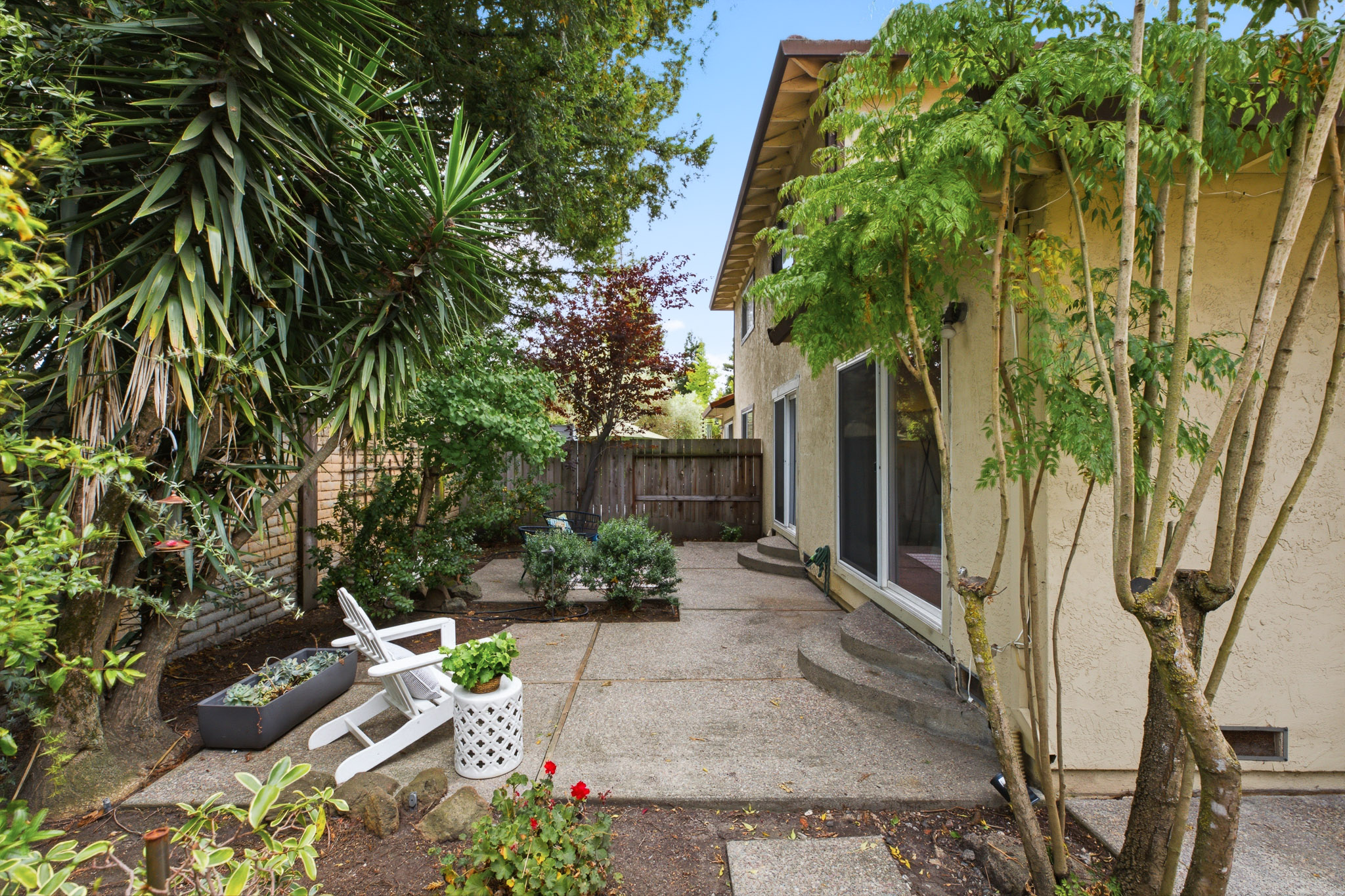  Comfortable Single Family Townhome in Wonderful Neighborhood - 物件實景