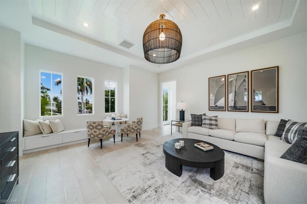 Naples, Florida, 34102, United States, 4 Bedrooms Bedrooms, ,6 BathroomsBathrooms,Residential,For Sale,1908699