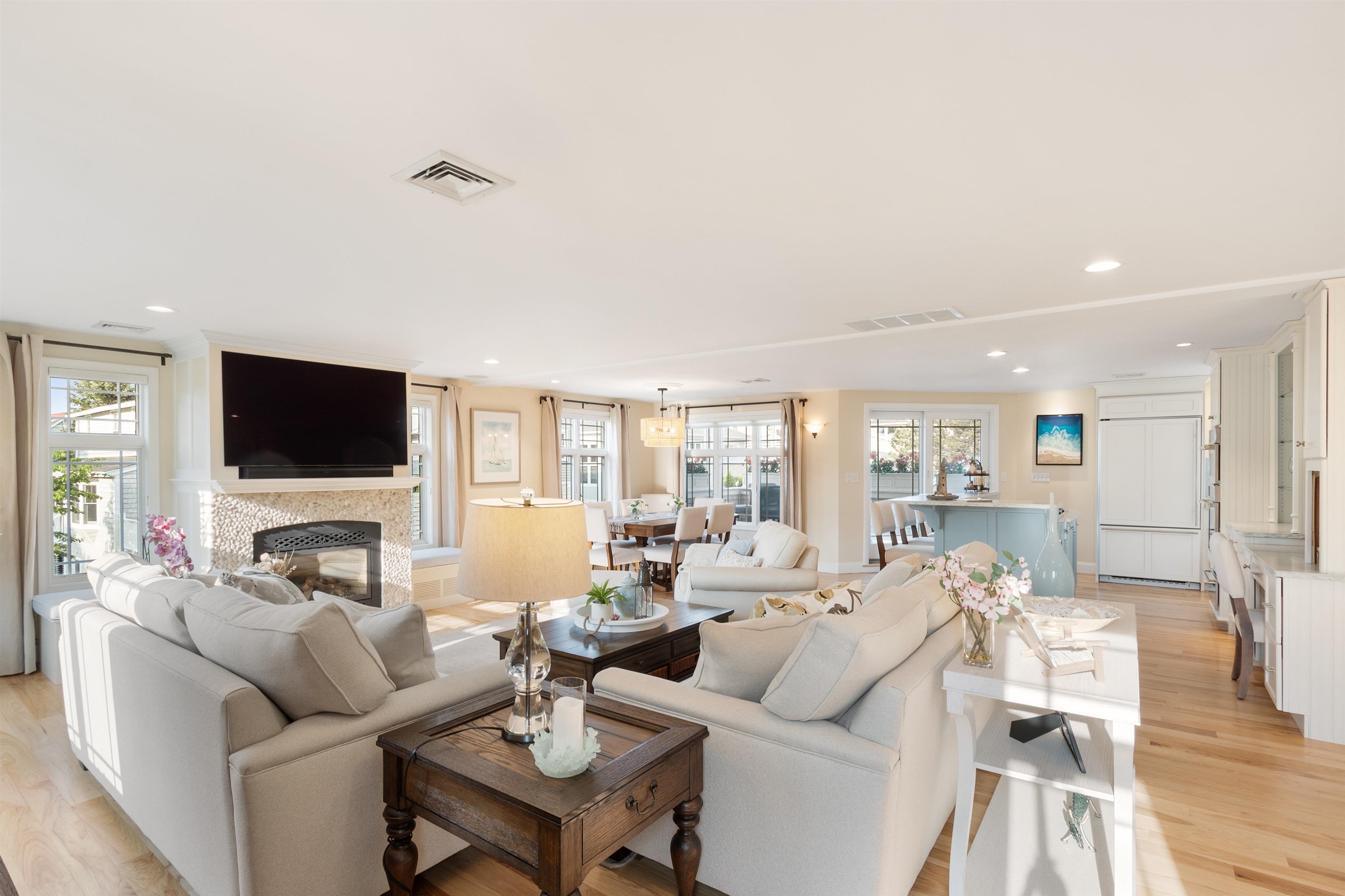 Hampton, New Hampshire, 03842, United States, 3 Bedrooms Bedrooms, ,1 BathroomBathrooms,Residential,For Sale,1846581