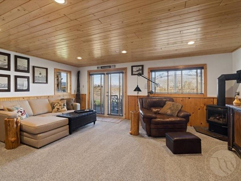 Roberts, Montana, 59070, United States, 2 Bedrooms Bedrooms, ,2 BathroomsBathrooms,Residential,For Sale,1779272
