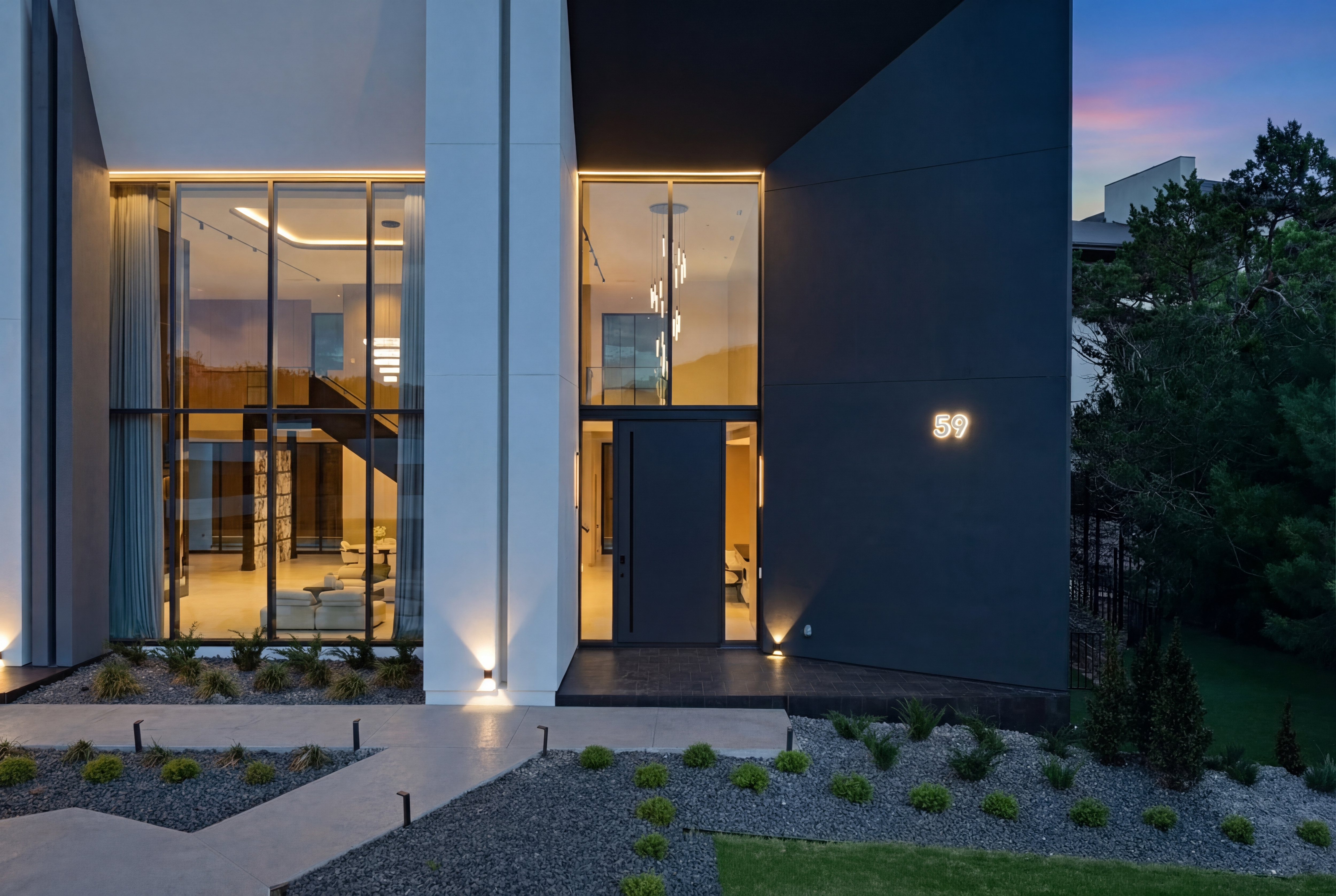  Bold Contemporary Estate for Elevated Living - 物件實景